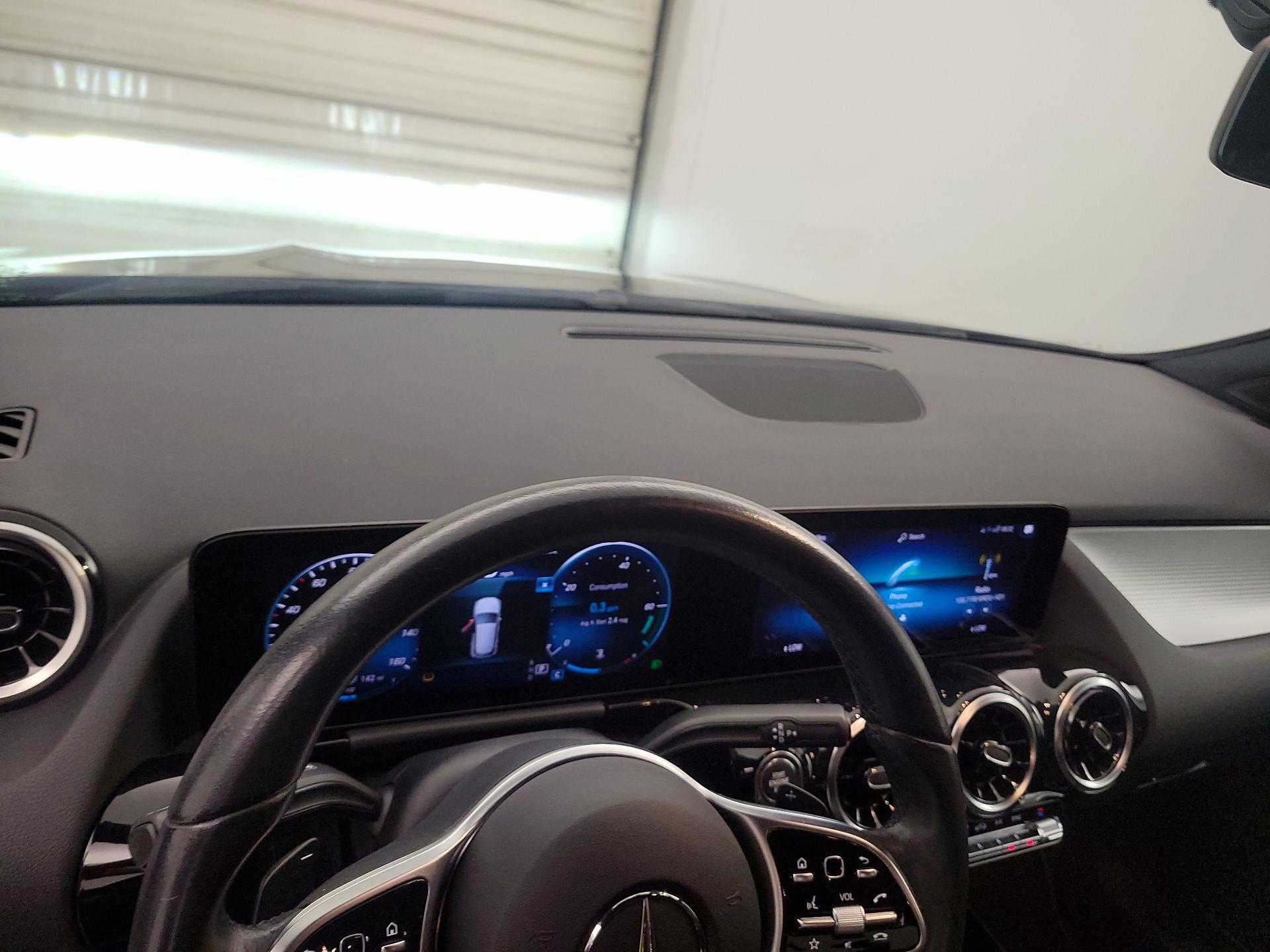 Thumbnail: 2022 Mercedes-Benz GLA - 9