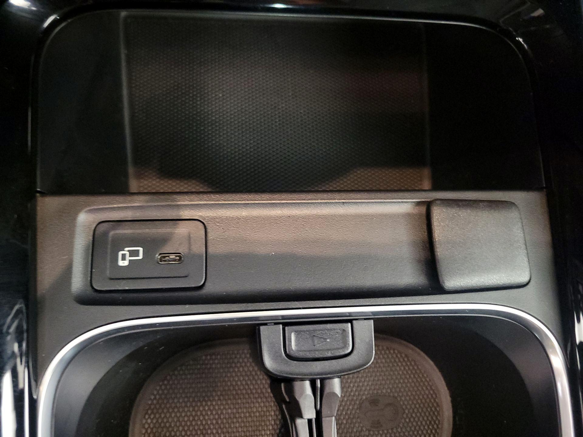 Thumbnail: 2022 Mercedes-Benz GLA - 18