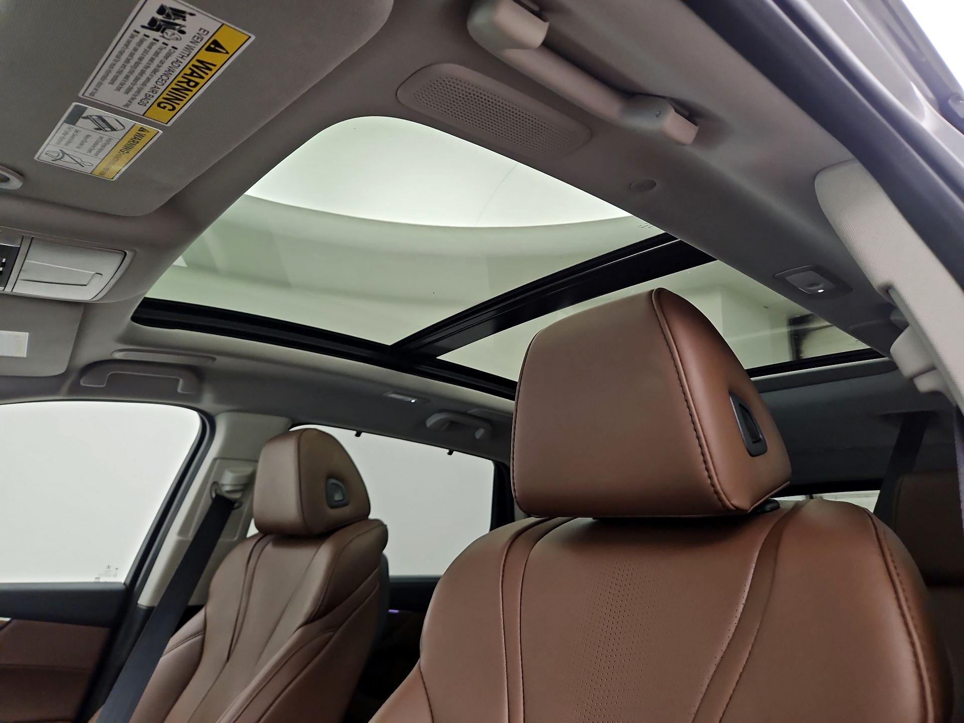 Thumbnail: 2025 Acura MDX - 20
