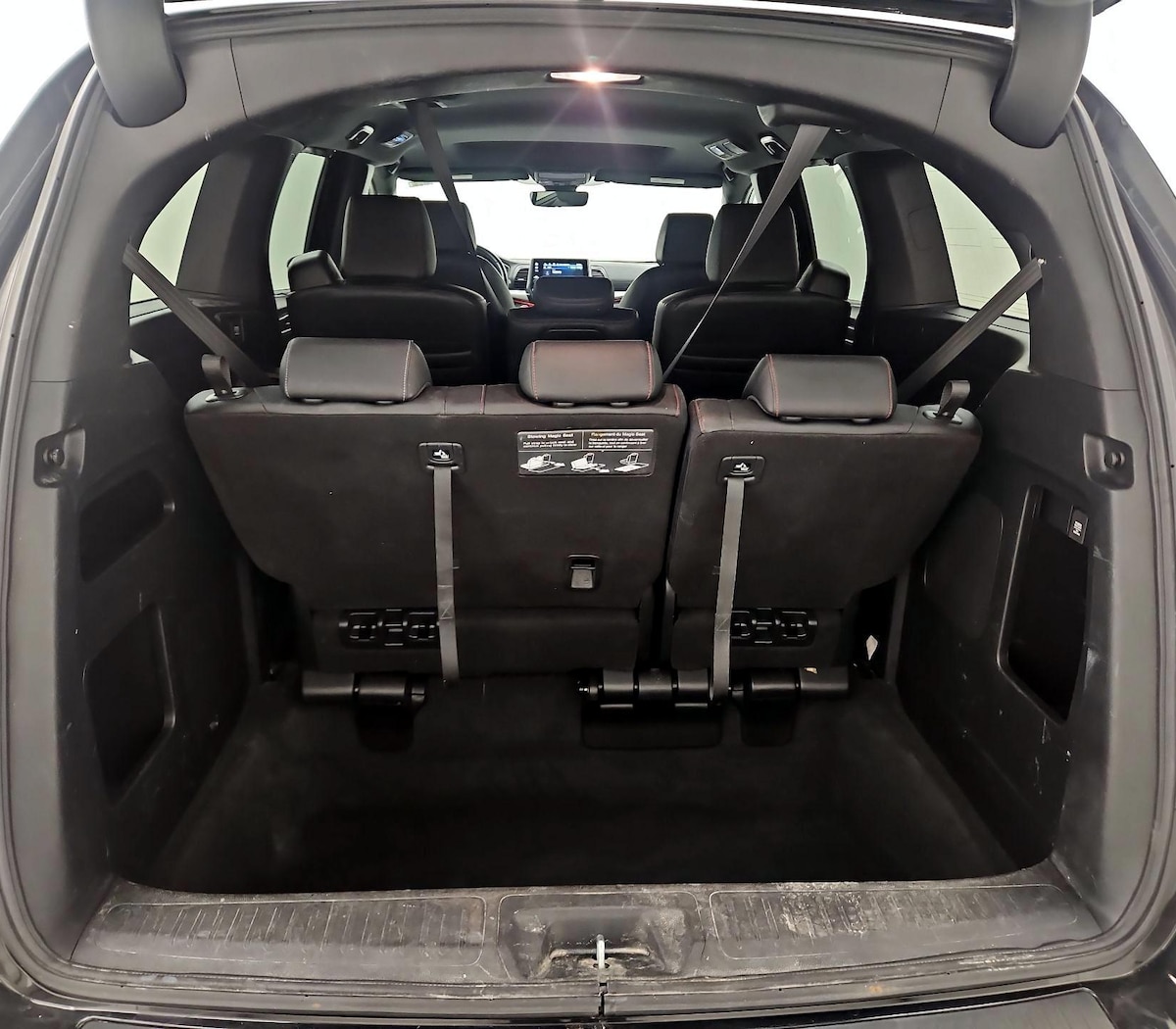Trunk/Cargo (Seats Up)