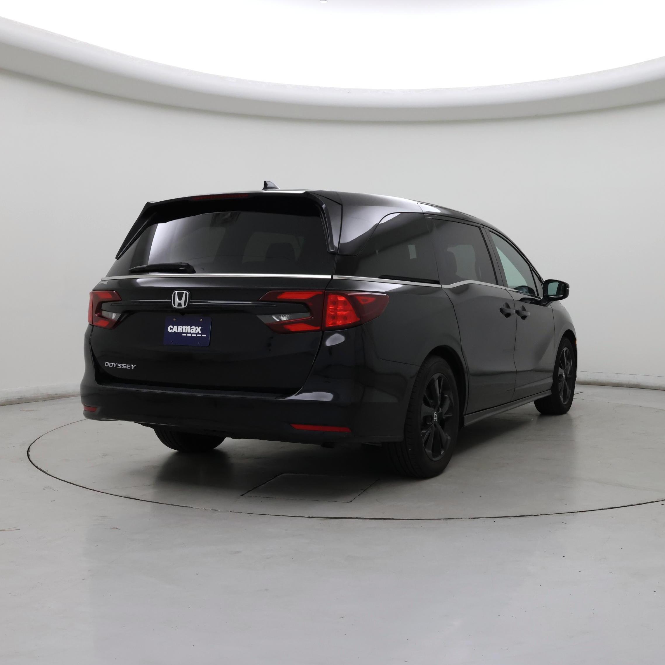 Thumbnail: 2023 Honda Odyssey - 8