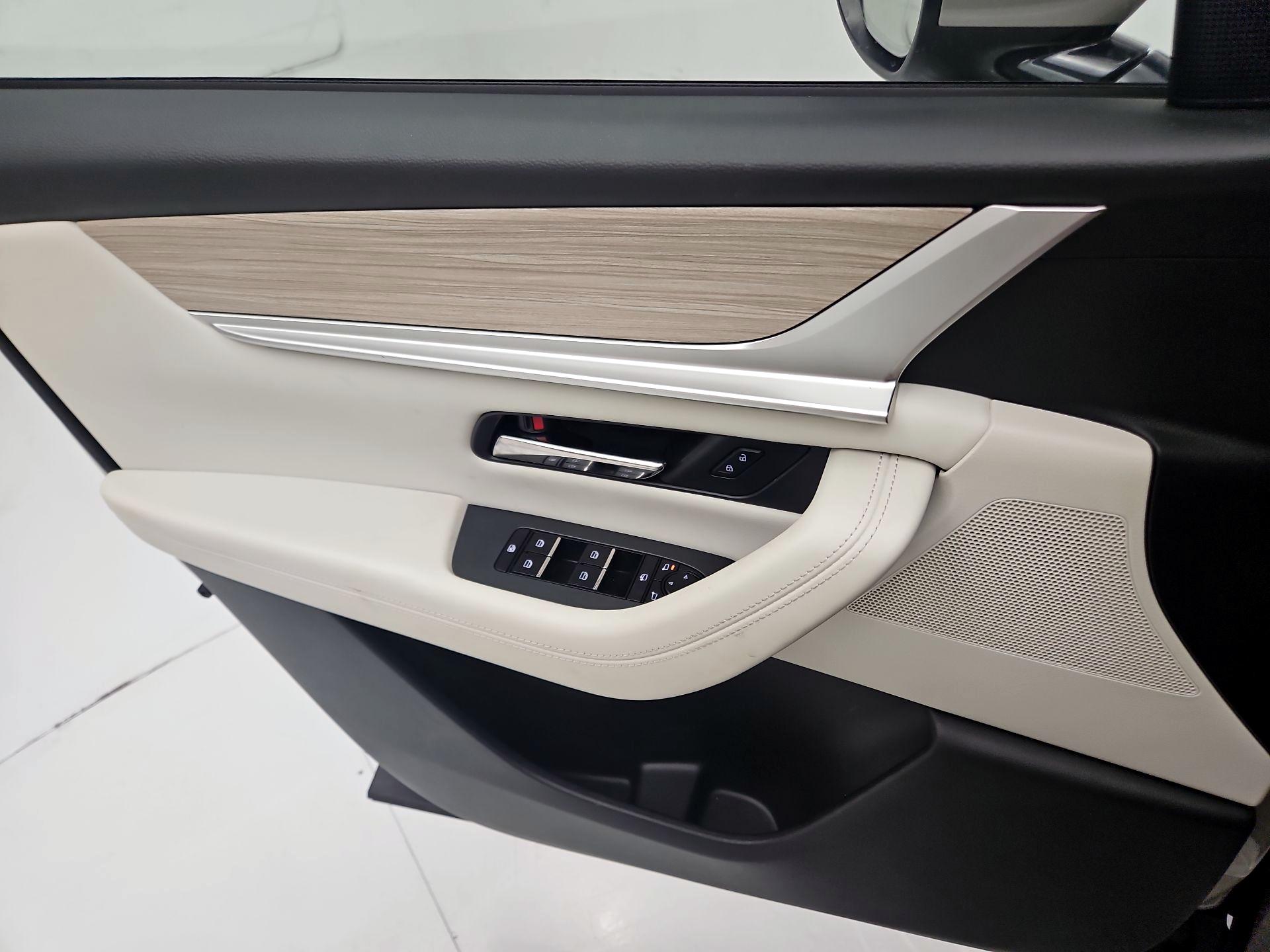 Thumbnail: 2024 Mazda CX-90 - 12