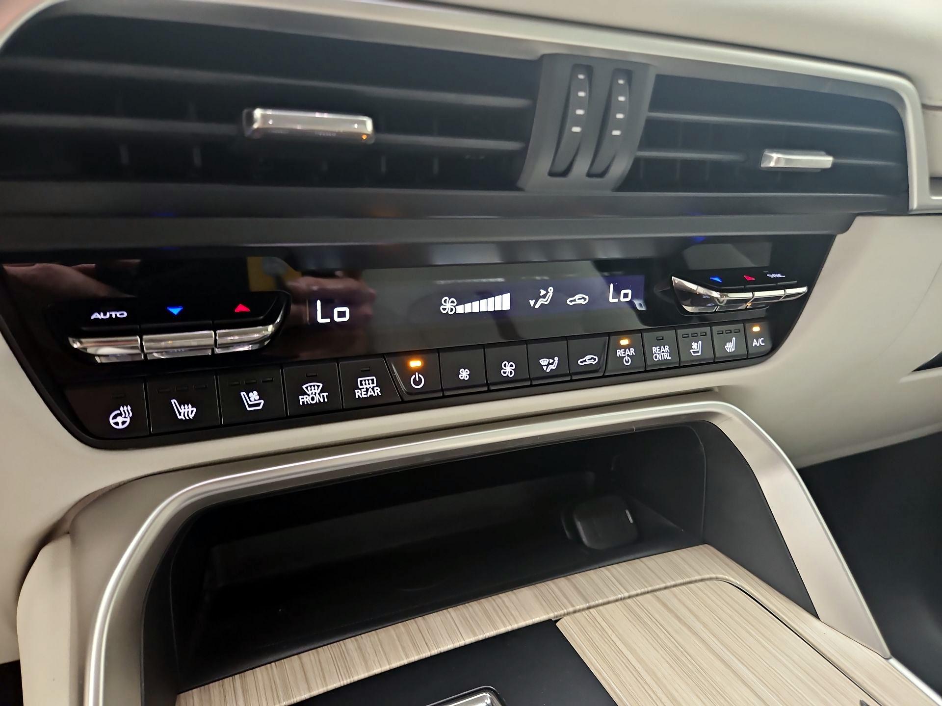 Thumbnail: 2024 Mazda CX-90 - 17