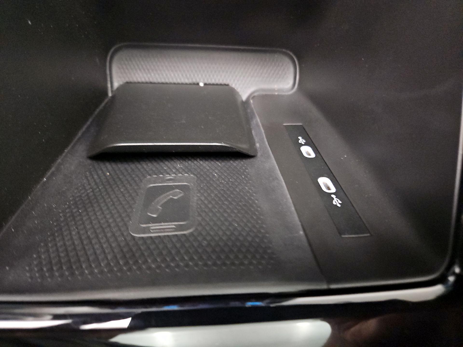 Thumbnail: 2023 Volkswagen ID.4 - 19
