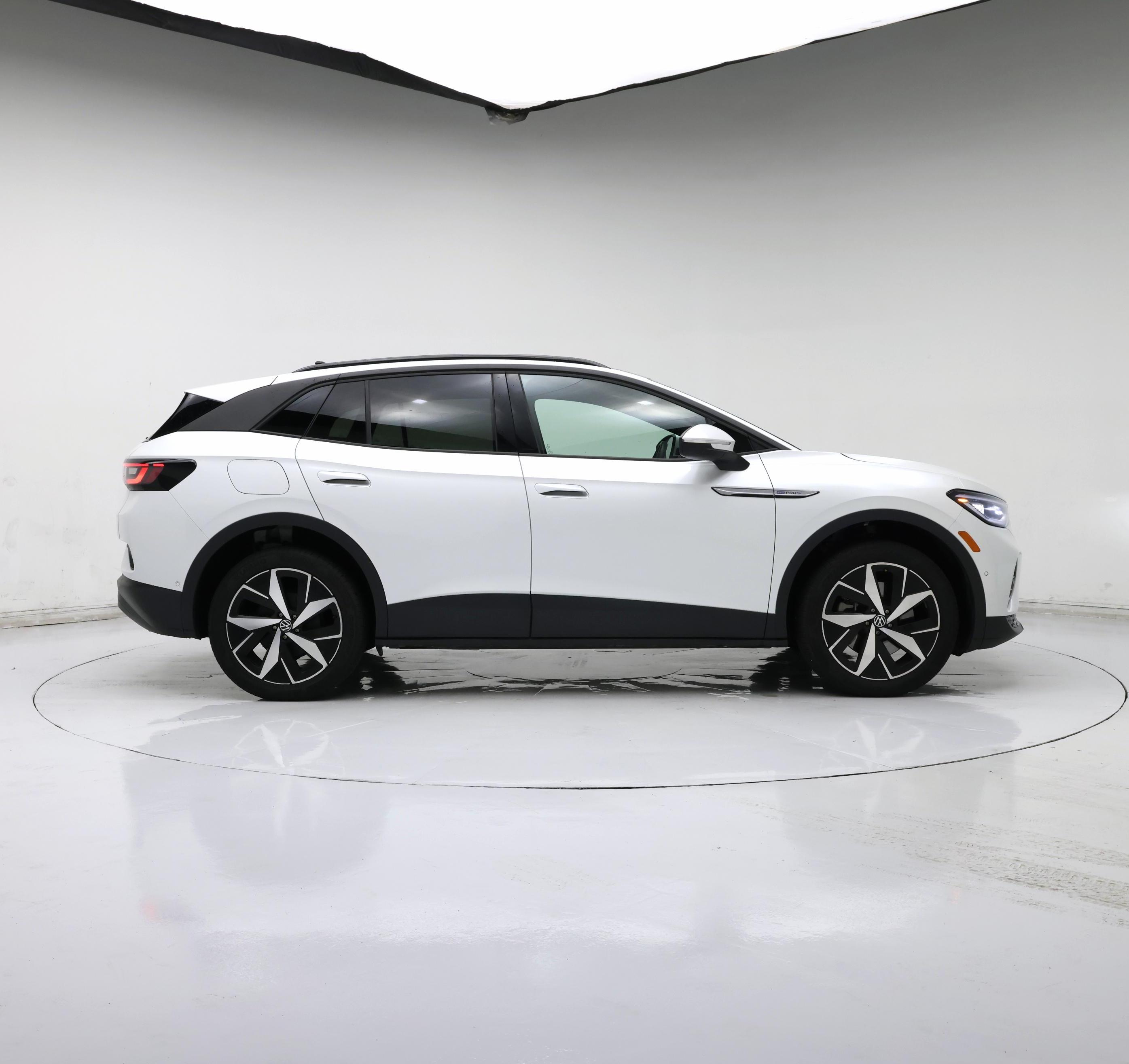 Thumbnail: 2023 Volkswagen ID.4 - 7