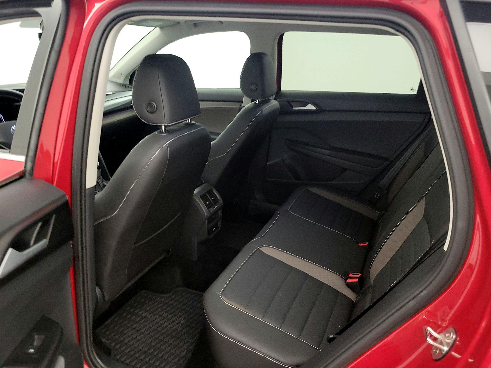 Thumbnail: 2023 Volkswagen Taos - 20