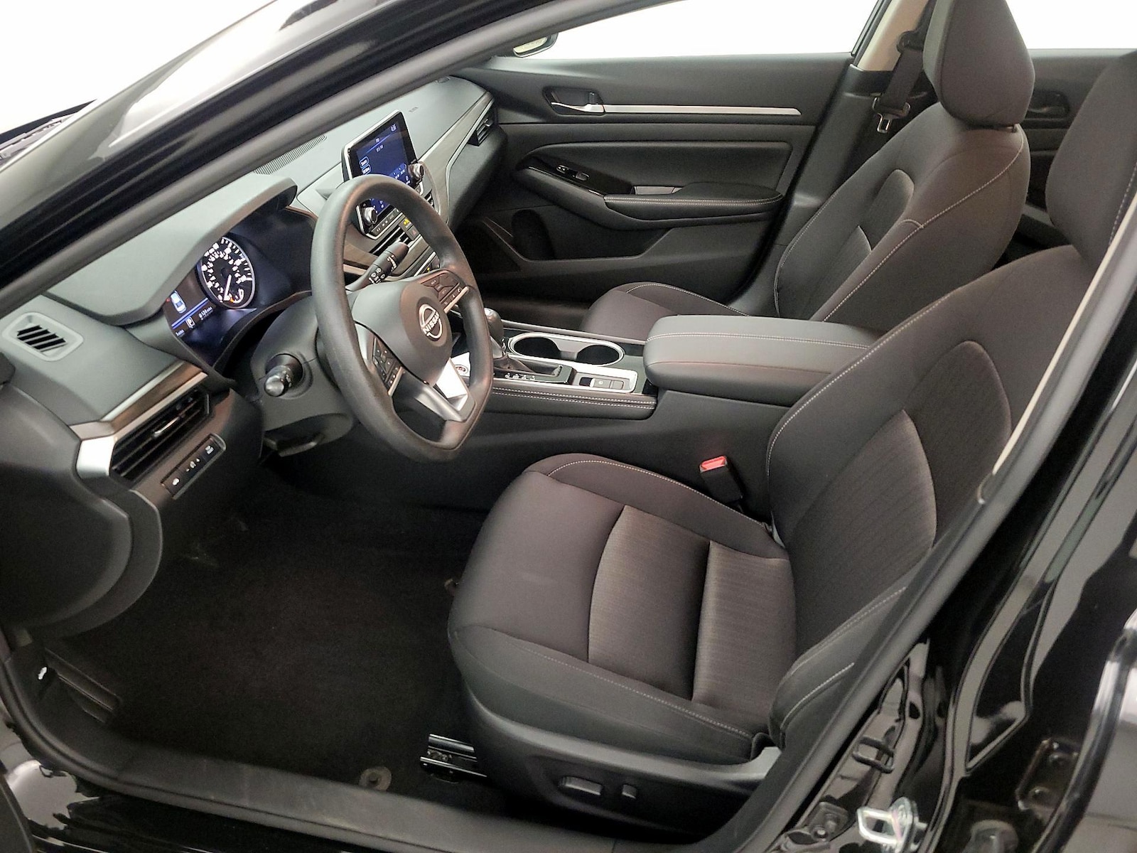 2023 Nissan Altima SV - Photo 12