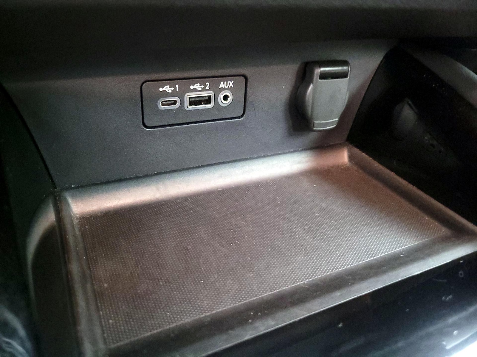 2023 Nissan Altima SV - Photo 19