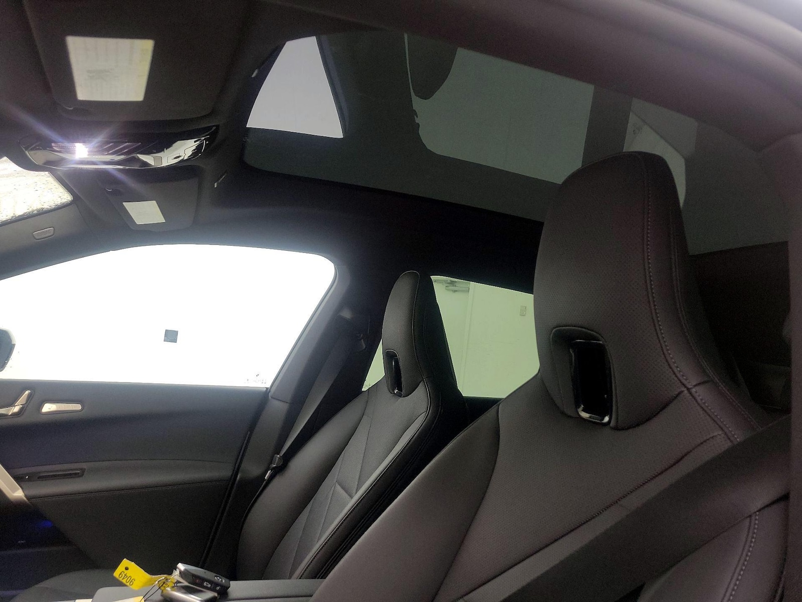 Skylight(s) & Overhead Airbags