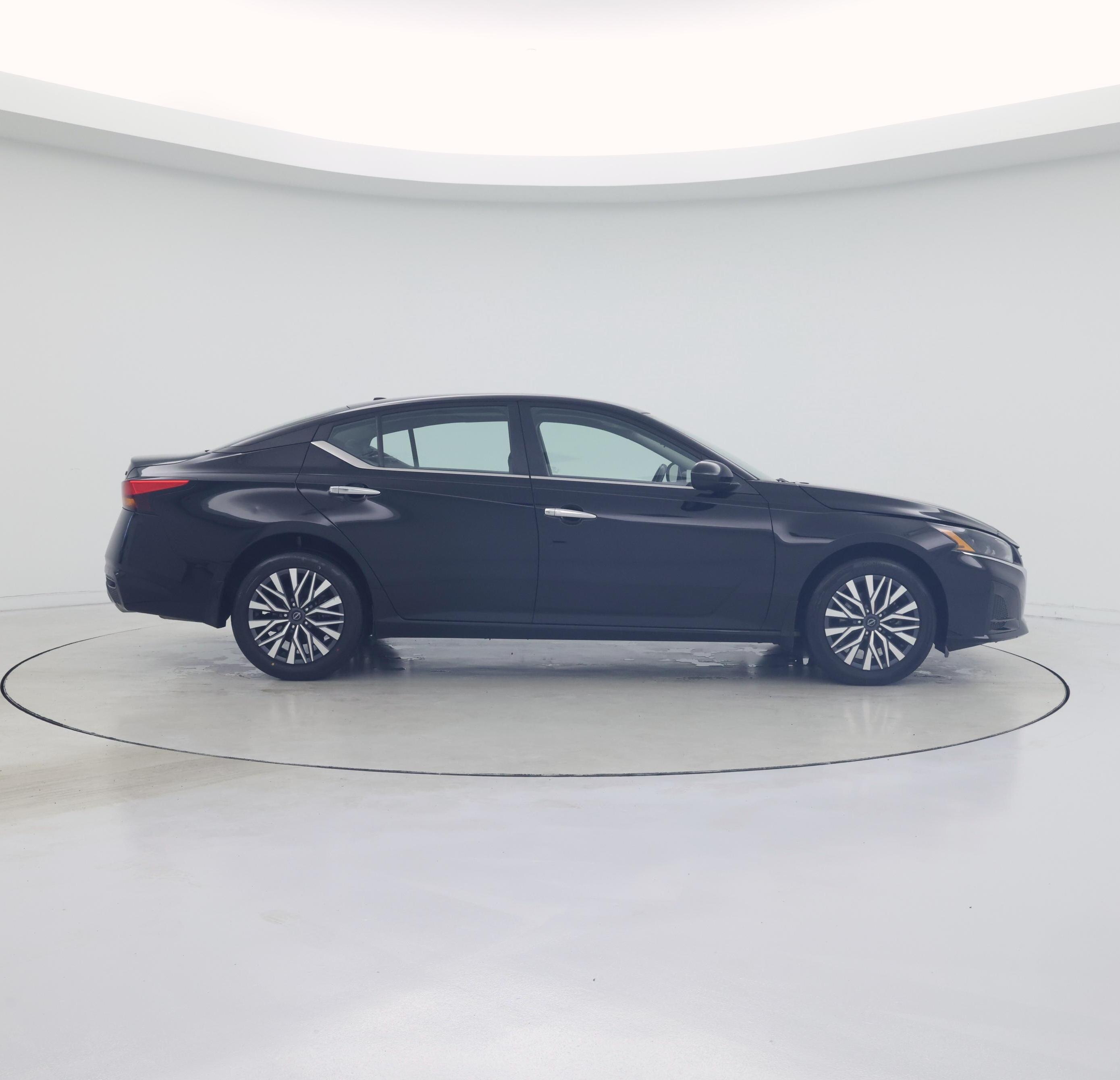 Thumbnail: 2024 Nissan Altima - 7