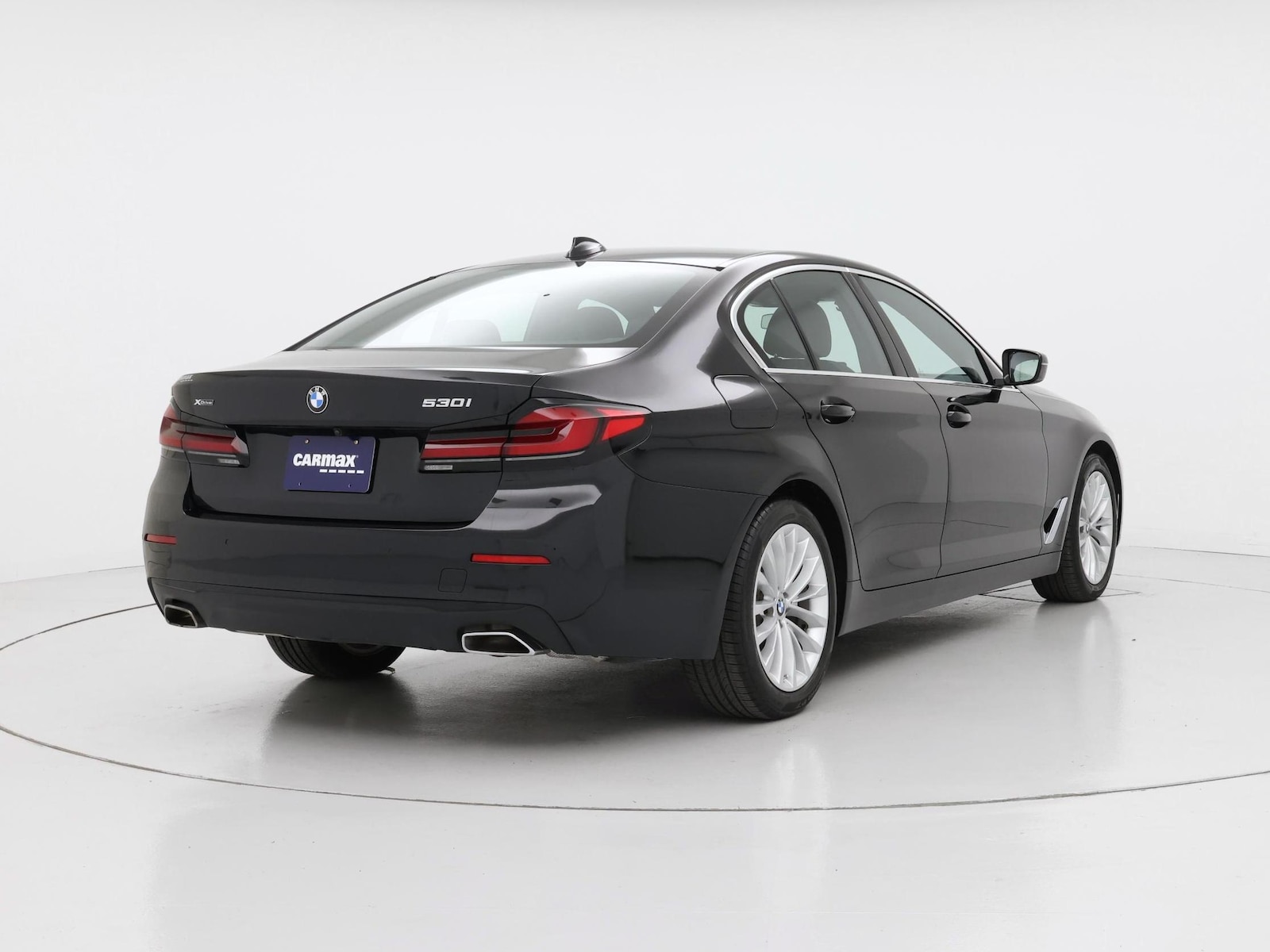 2023 BMW 5 Series 530i - Photo 9