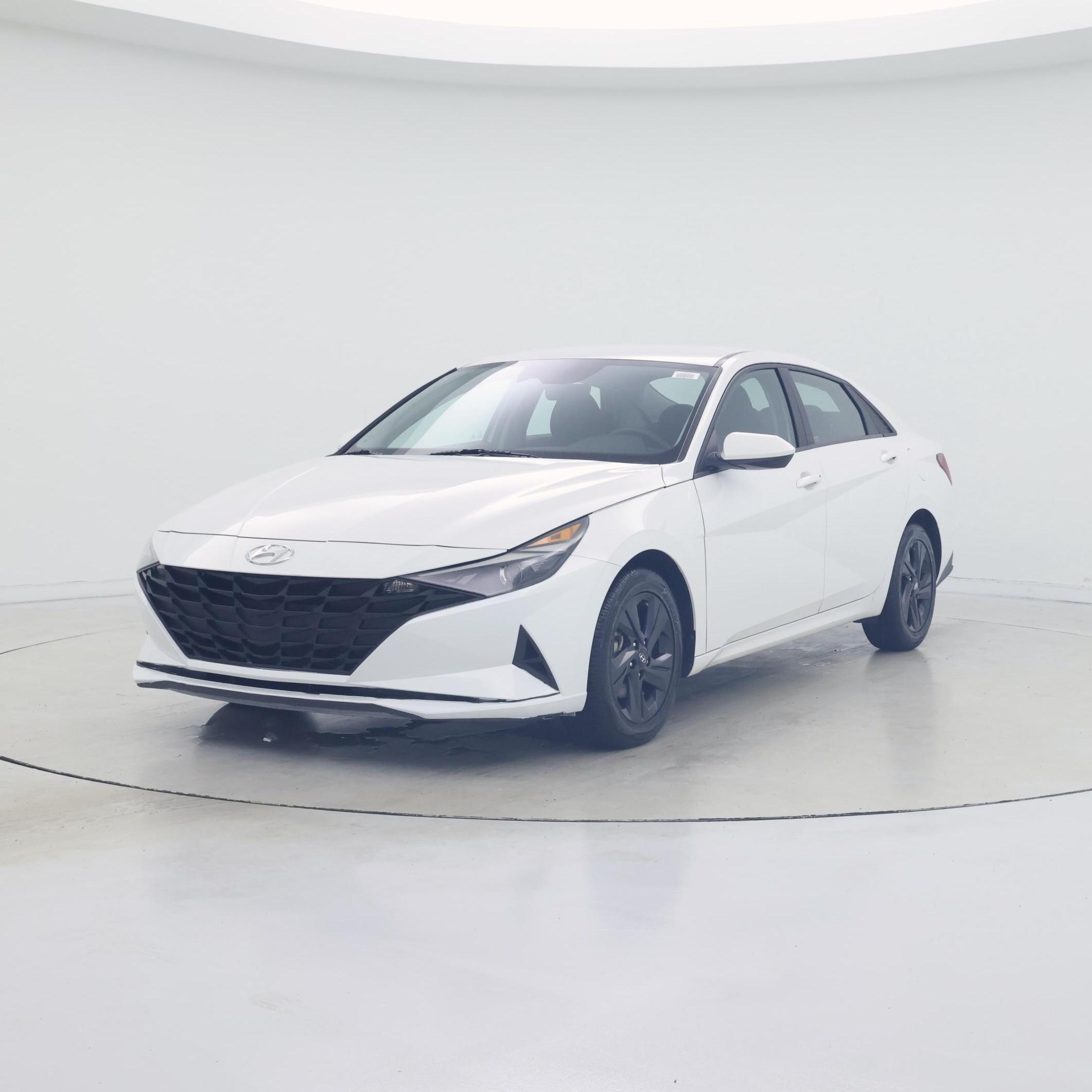 Thumbnail: 2022 Hyundai Elantra - 4