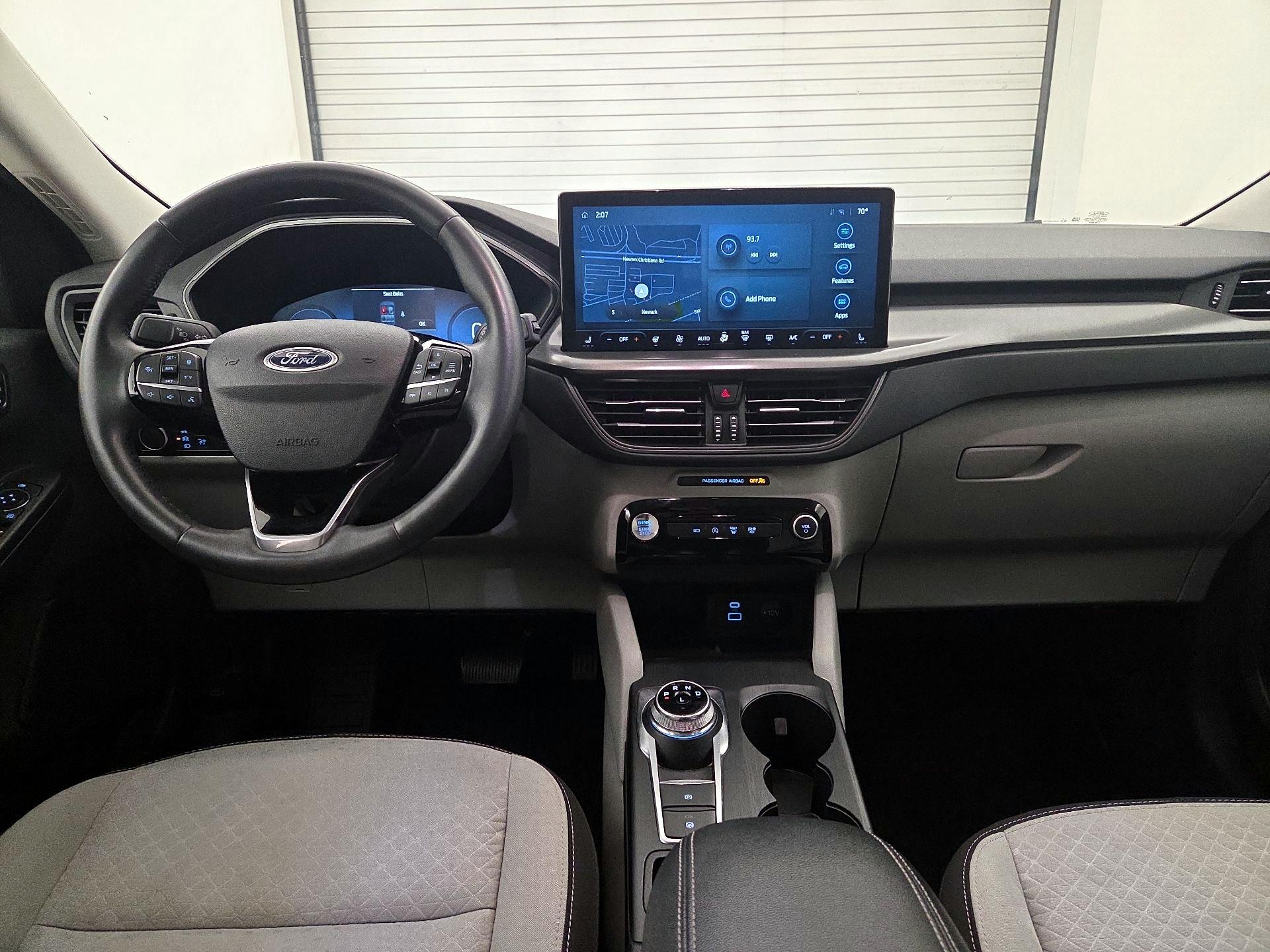 Thumbnail: 2023 Ford Escape - 9