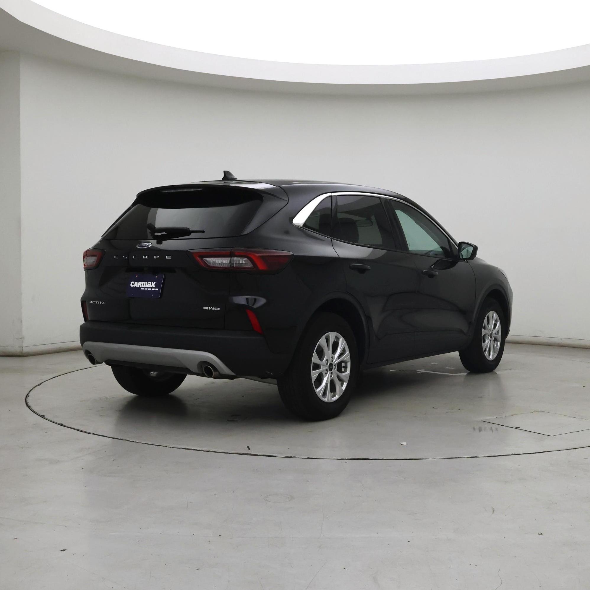 Thumbnail: 2023 Ford Escape - 8