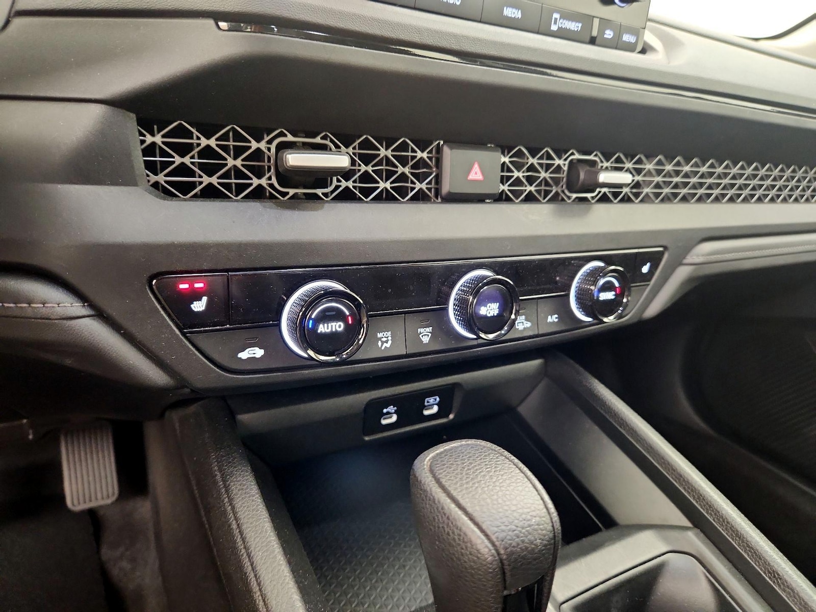 2023 Honda Accord EX - Photo 16