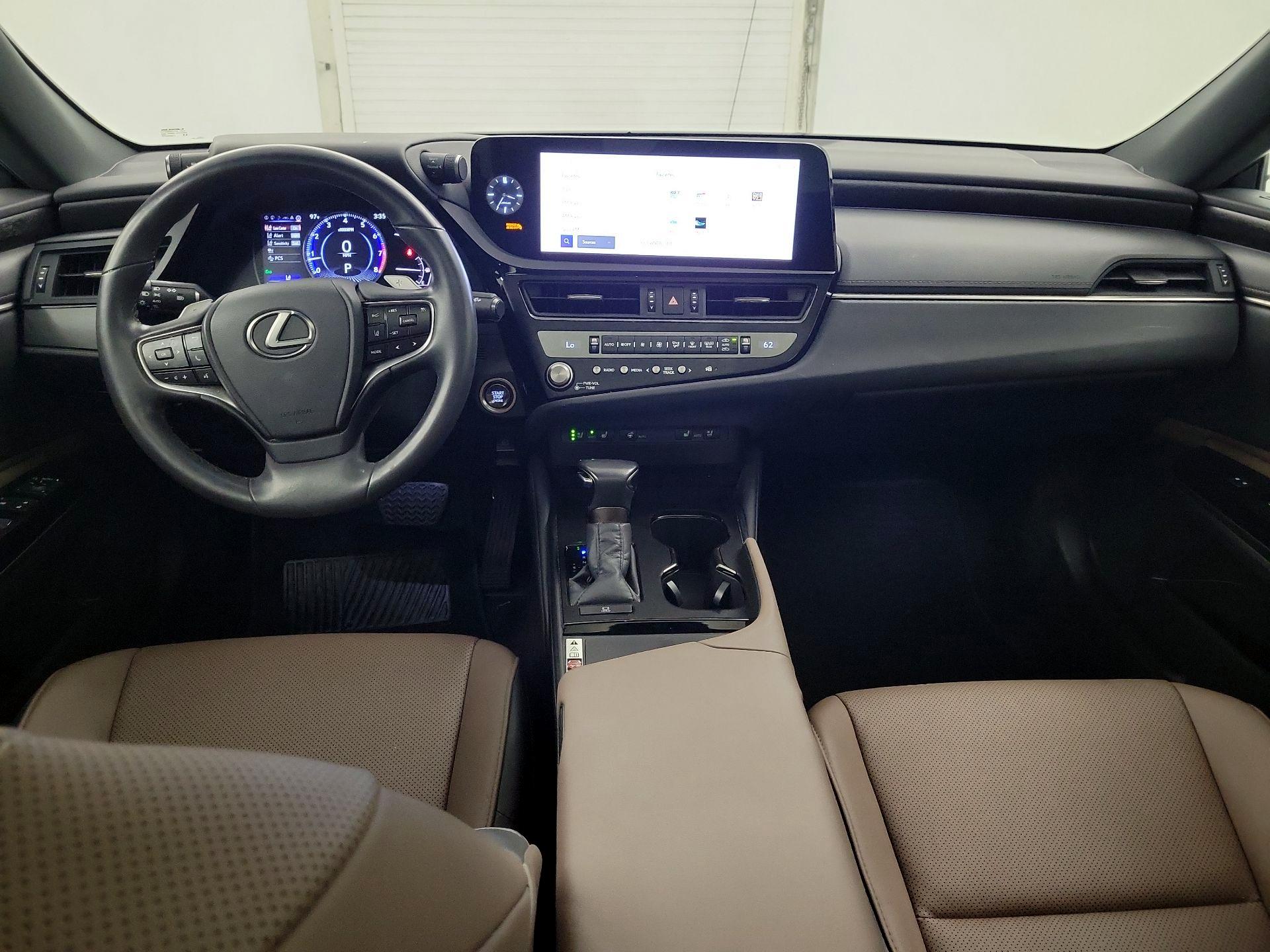 Thumbnail: 2023 Lexus ES - 9