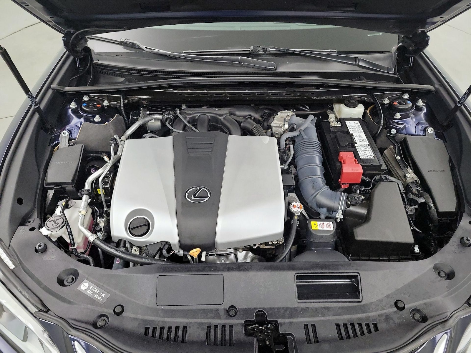 2023 Lexus ES 350 - Photo 23
