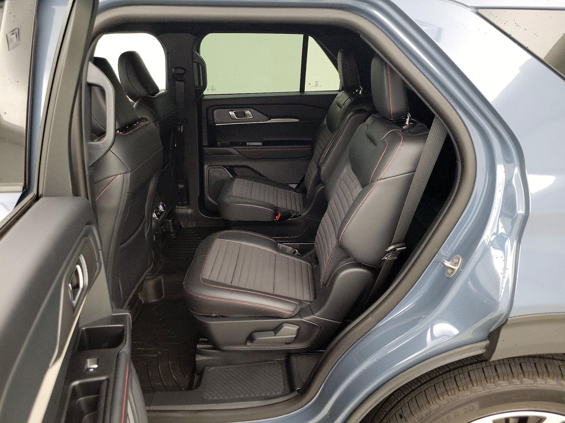 Thumbnail: 2026 Ford Explorer - 20