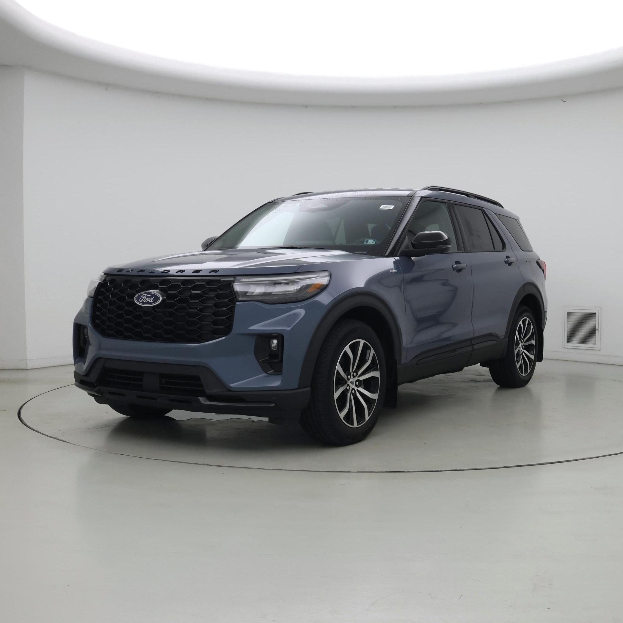 Thumbnail: 2026 Ford Explorer - 4