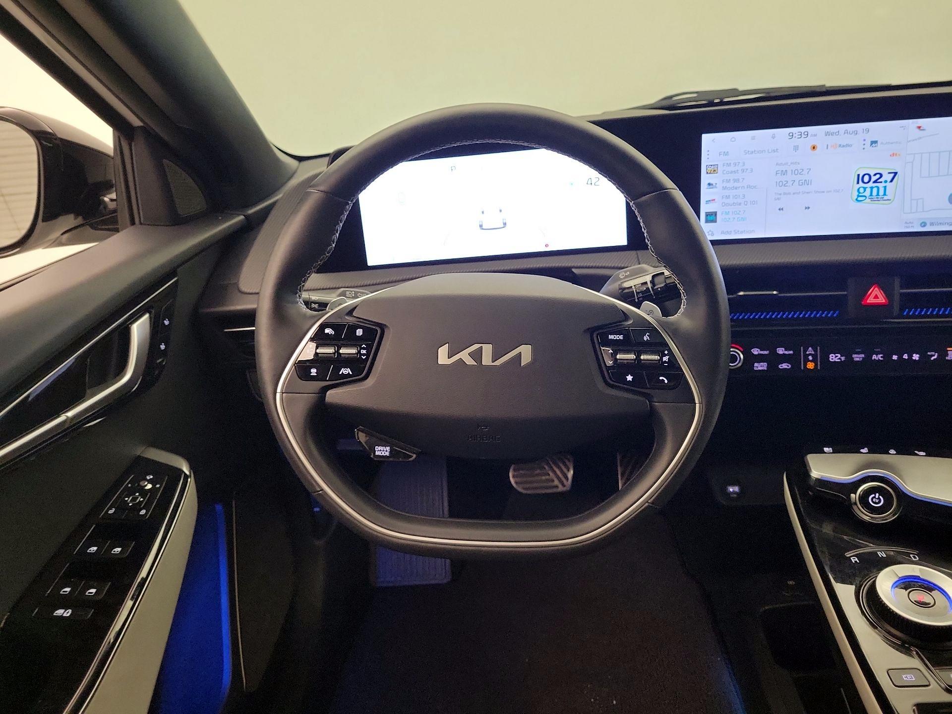 Thumbnail: 2024 Kia EV6 - 10