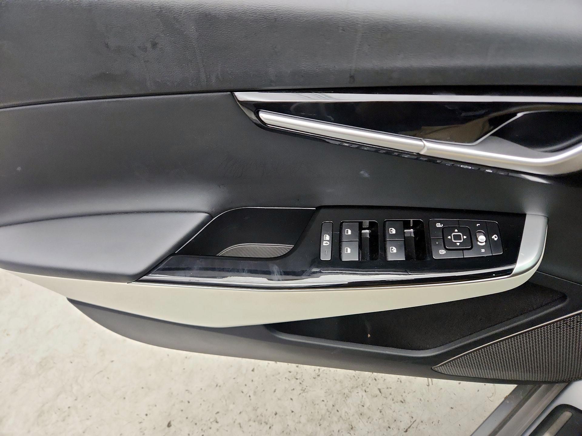 Thumbnail: 2024 Kia EV6 - 12