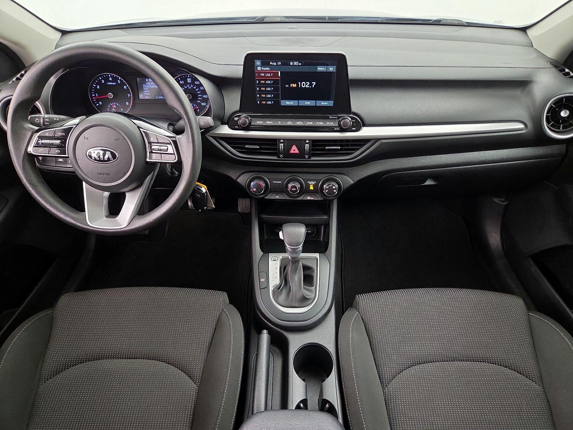 Thumbnail: 2020 Kia Forte - 9