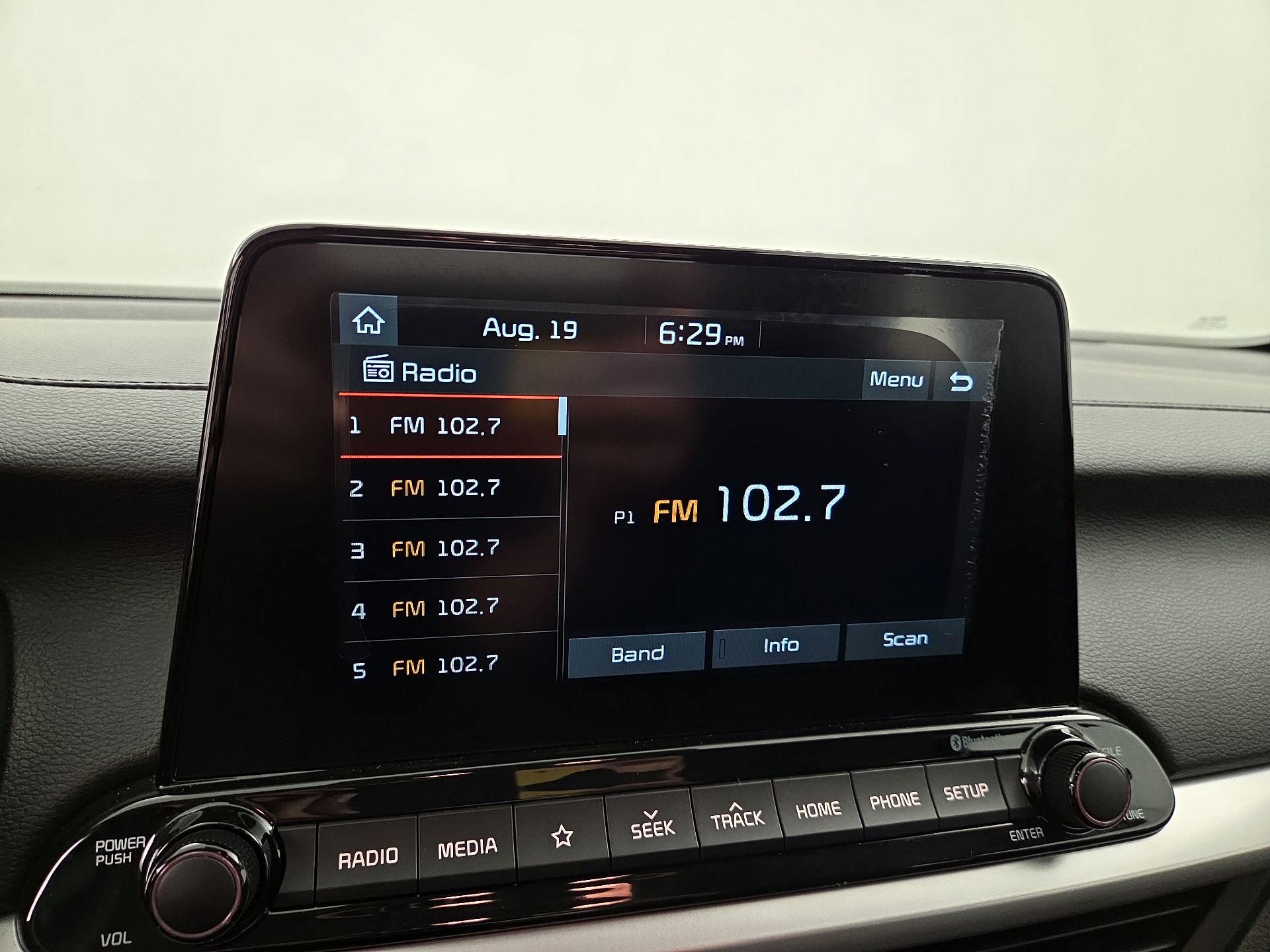 Thumbnail: 2020 Kia Forte - 15