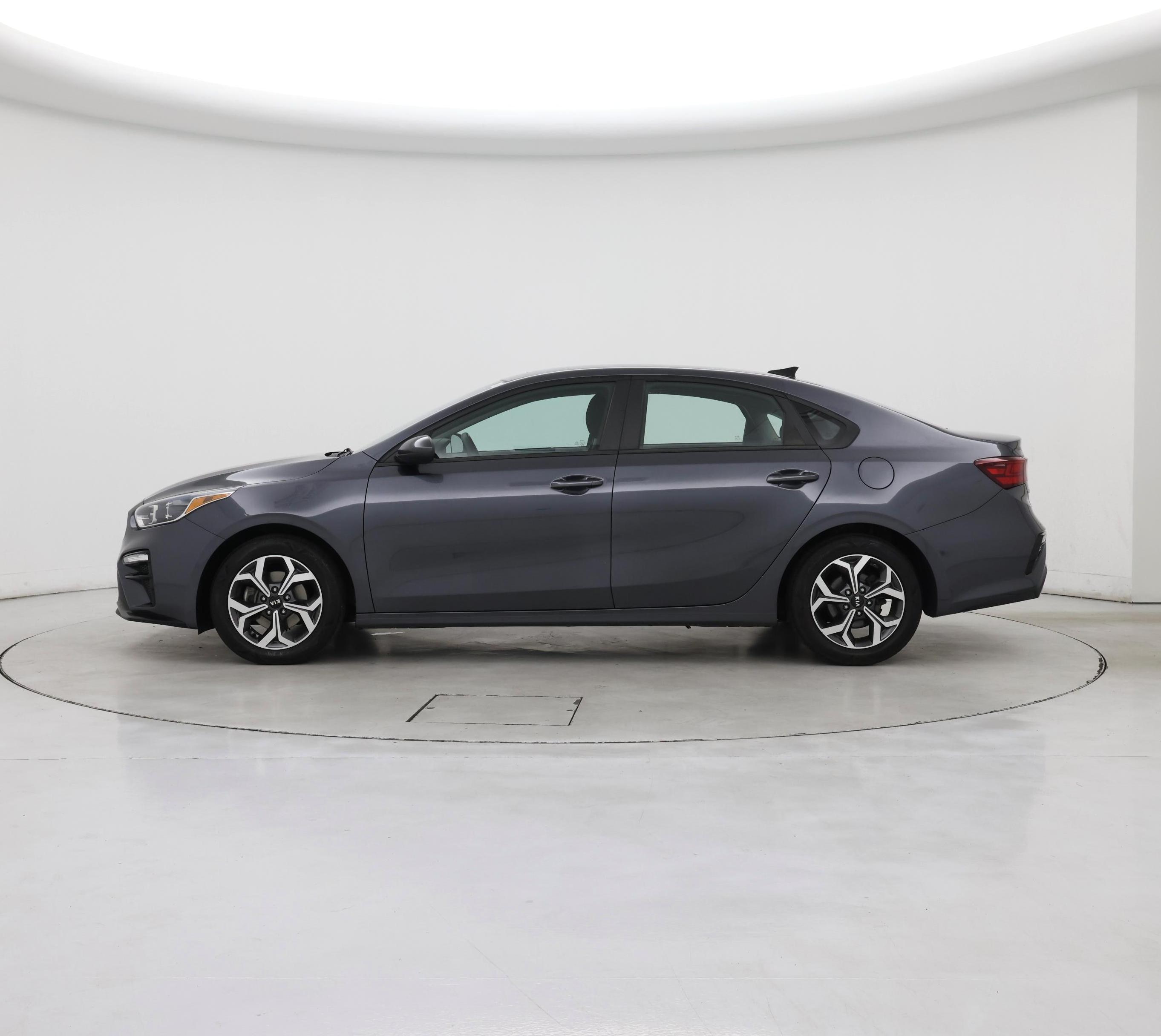 Thumbnail: 2020 Kia Forte - 3