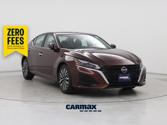 Red (Burgundy) 2023 Nissan Altima Sedan Front-Wheel Drive Automatic