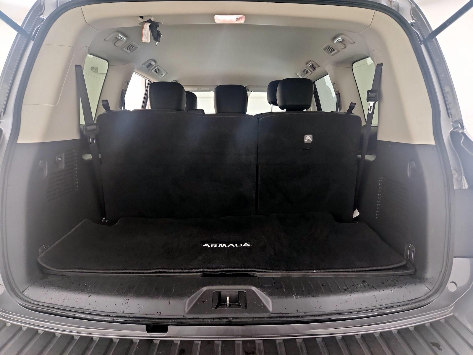 2024 Nissan Armada SV - Photo 22