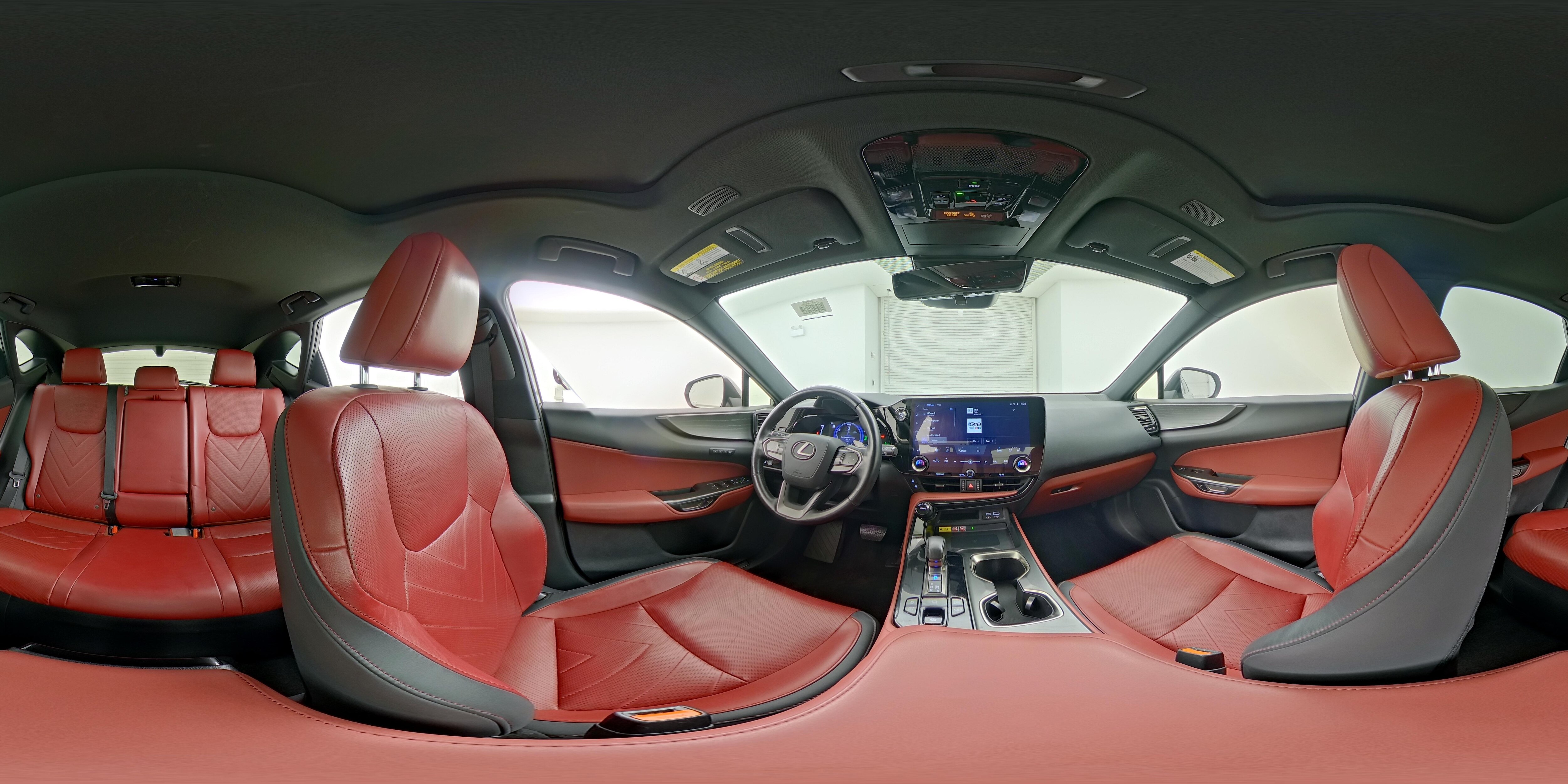 2024 Lexus NX PHEV 450h+ - Photo 26