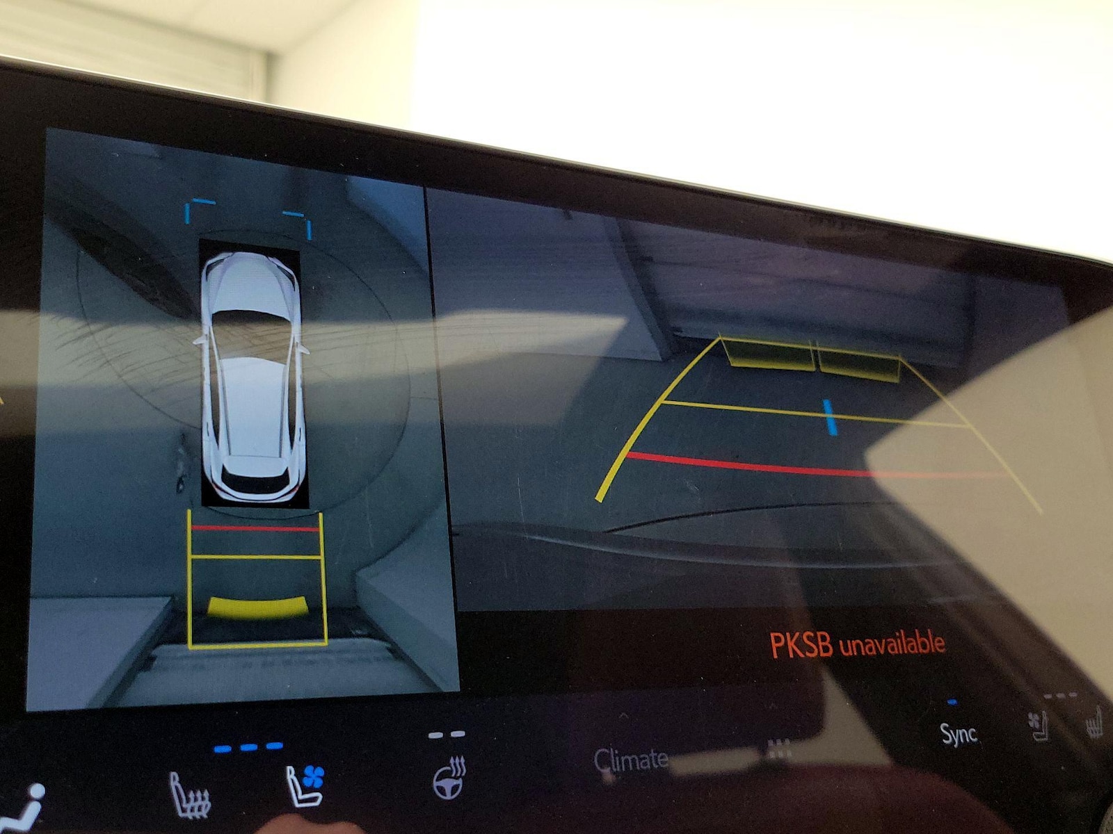 2024 Lexus NX PHEV 450h+ - Photo 15