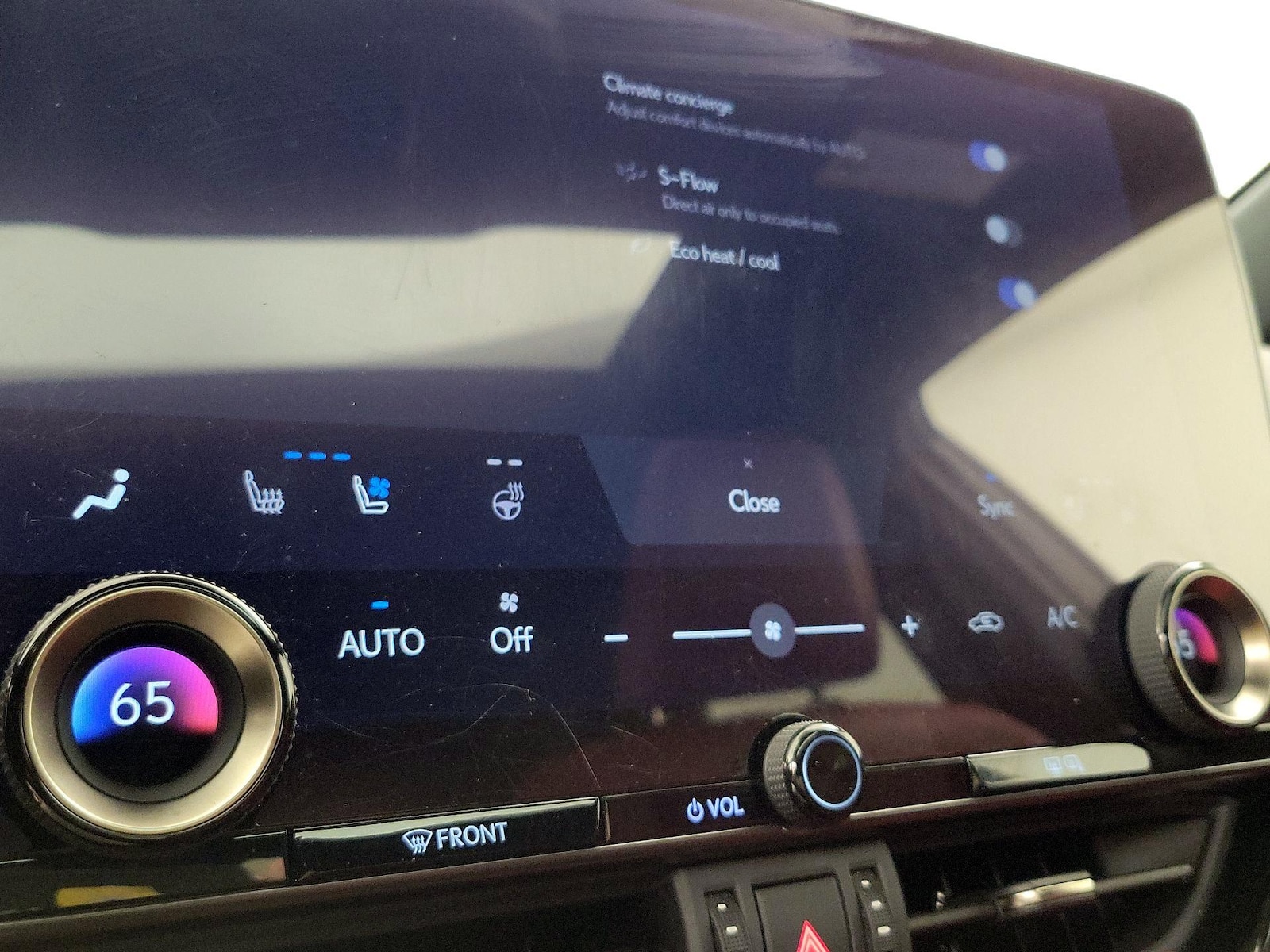 2024 Lexus NX PHEV 450h+ - Photo 17