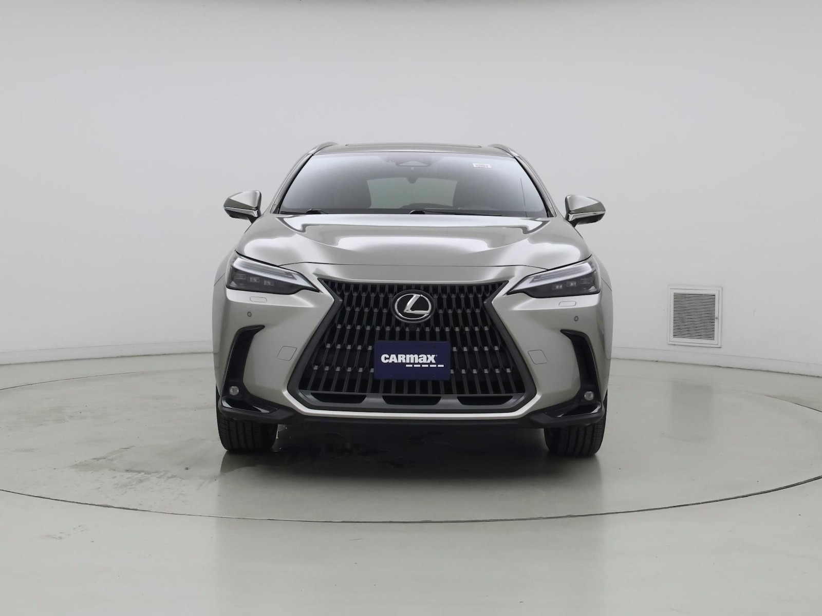 2024 Lexus NX PHEV 450h+ - Photo 6