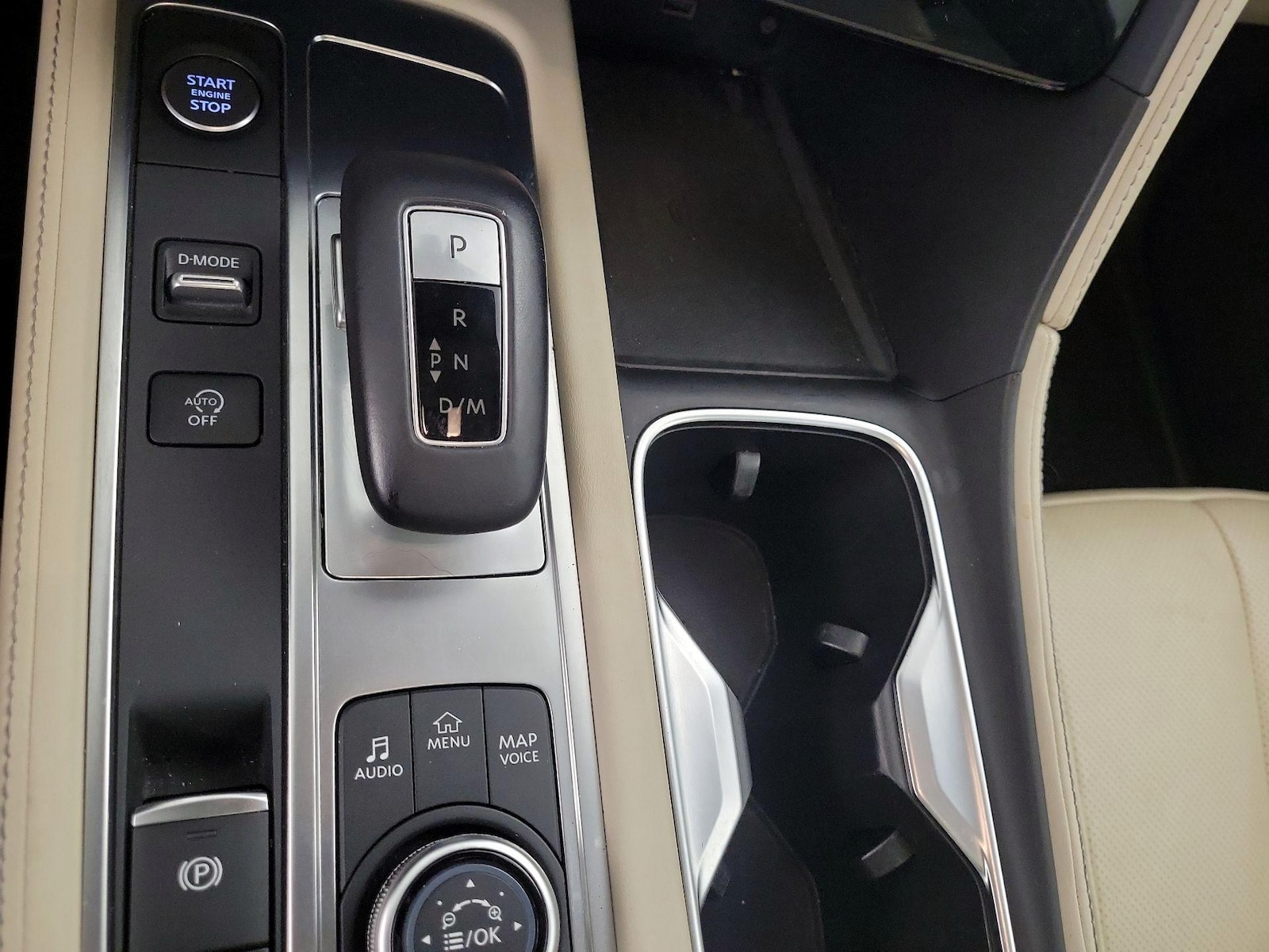 2023 INFINITI QX60 LUXE - Photo 18