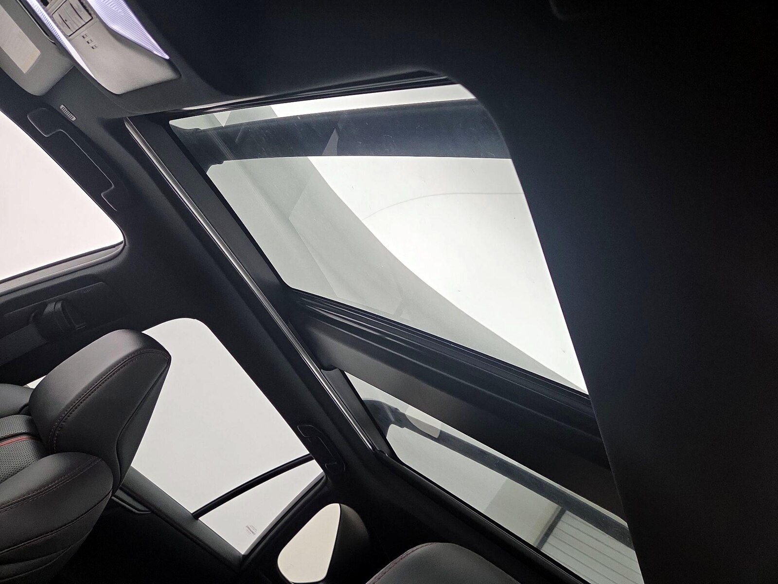 Panoramic Sunroof