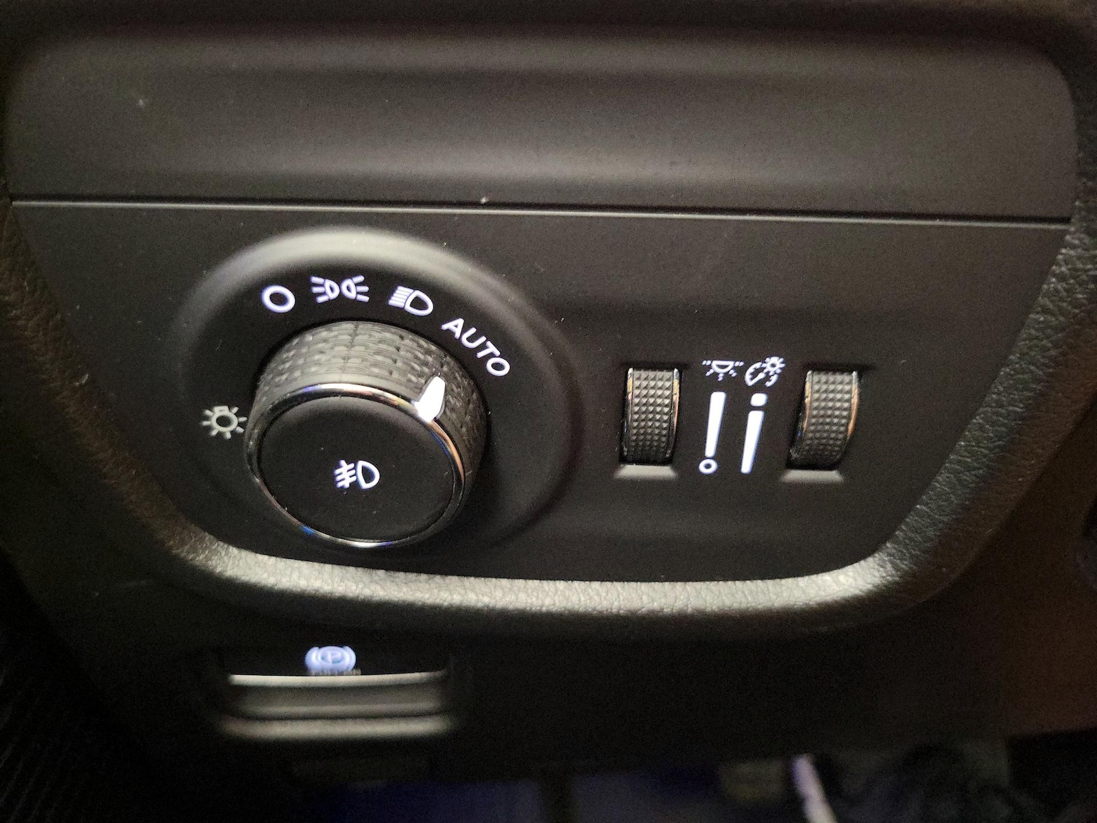 2023 Jeep Grand Cherokee Overland - Photo 14