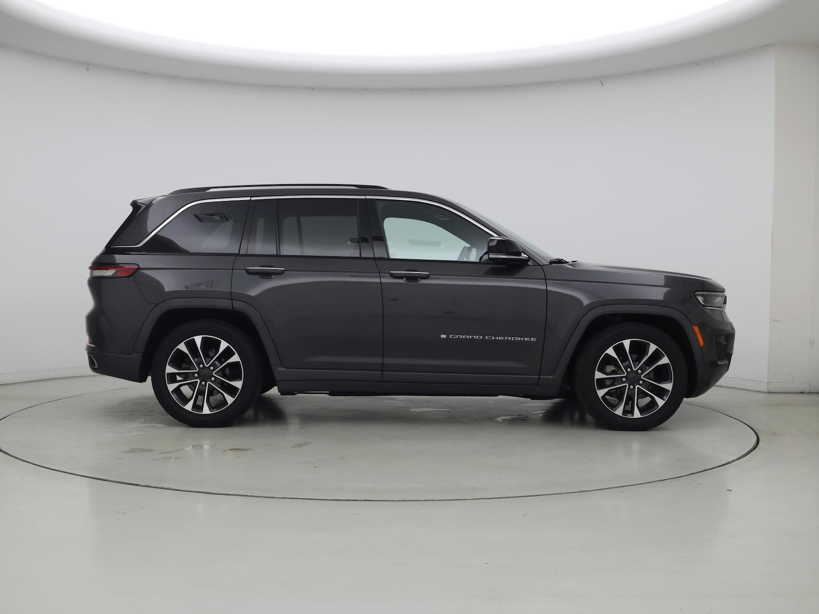 2023 Jeep Grand Cherokee Overland - Photo 8