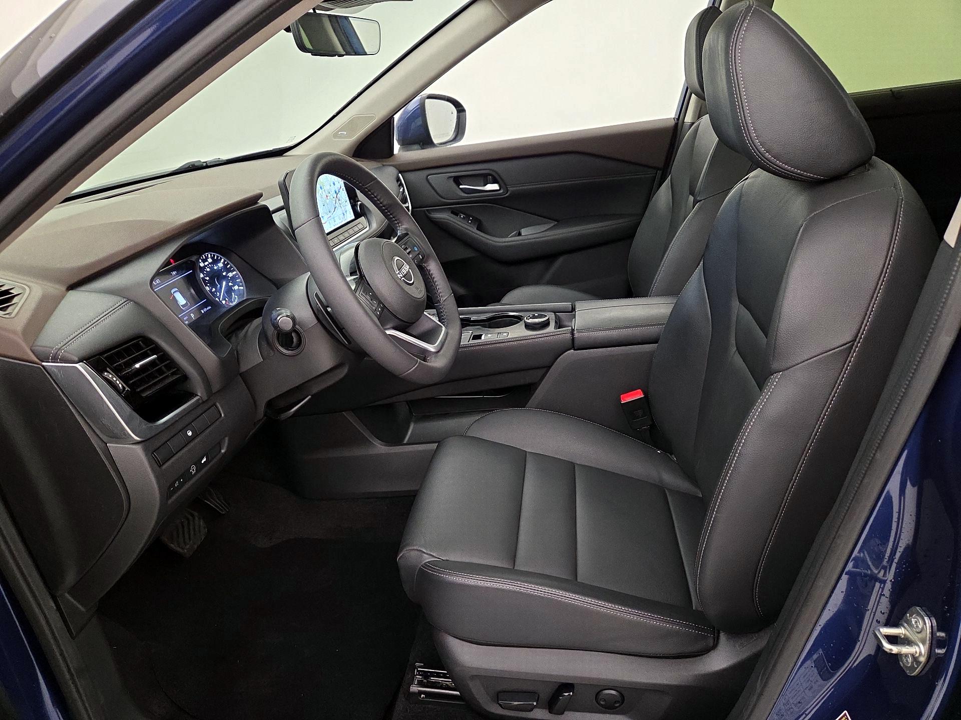 Thumbnail: 2023 Nissan Rogue - 11
