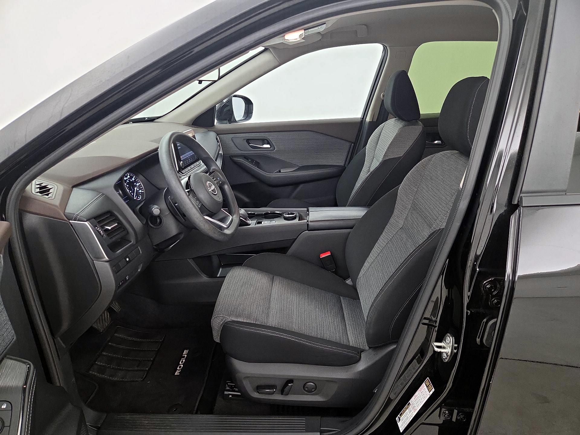 Thumbnail: 2023 Nissan Rogue - 11
