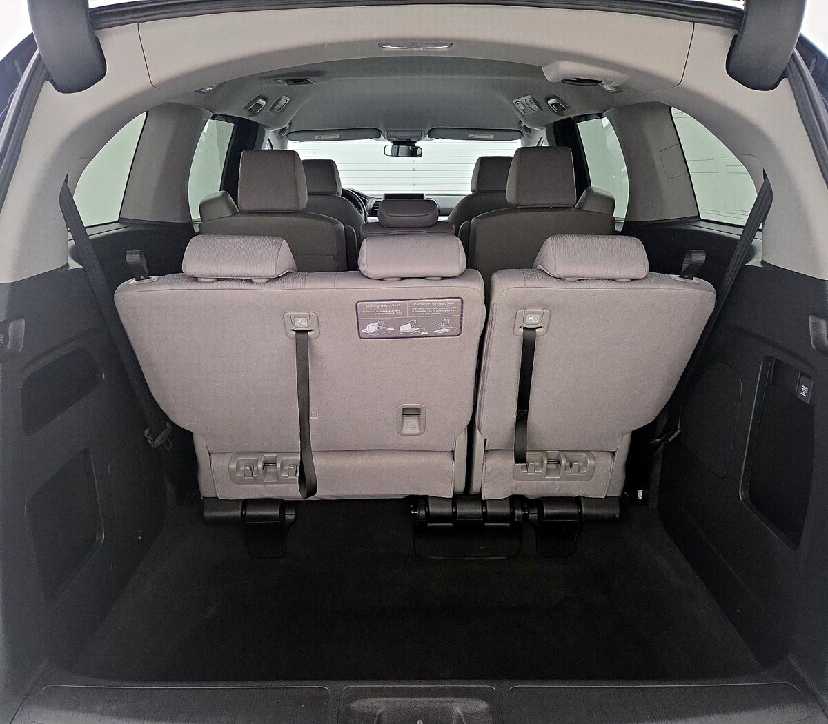Trunk/Cargo (Seats Up)