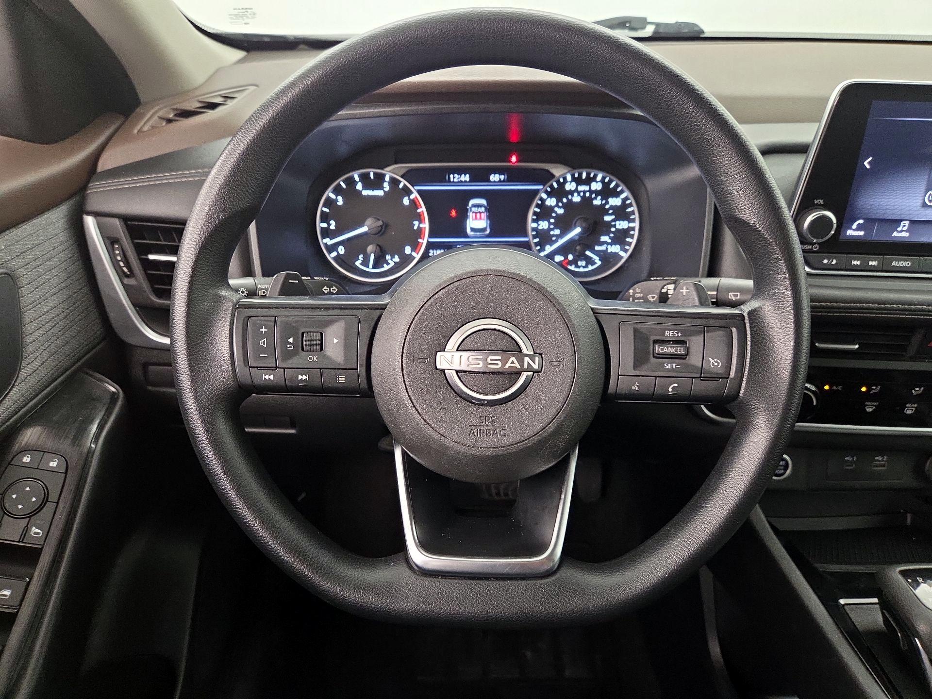 Thumbnail: 2023 Nissan Rogue - 10