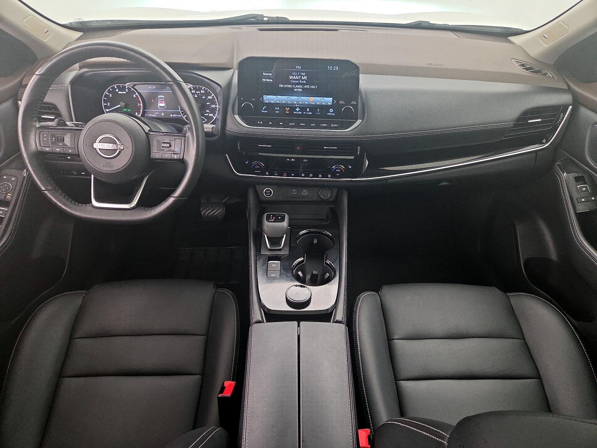 Thumbnail: 2023 Nissan Rogue - 9