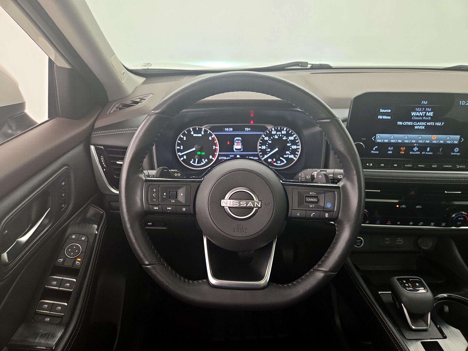 Thumbnail: 2023 Nissan Rogue - 10