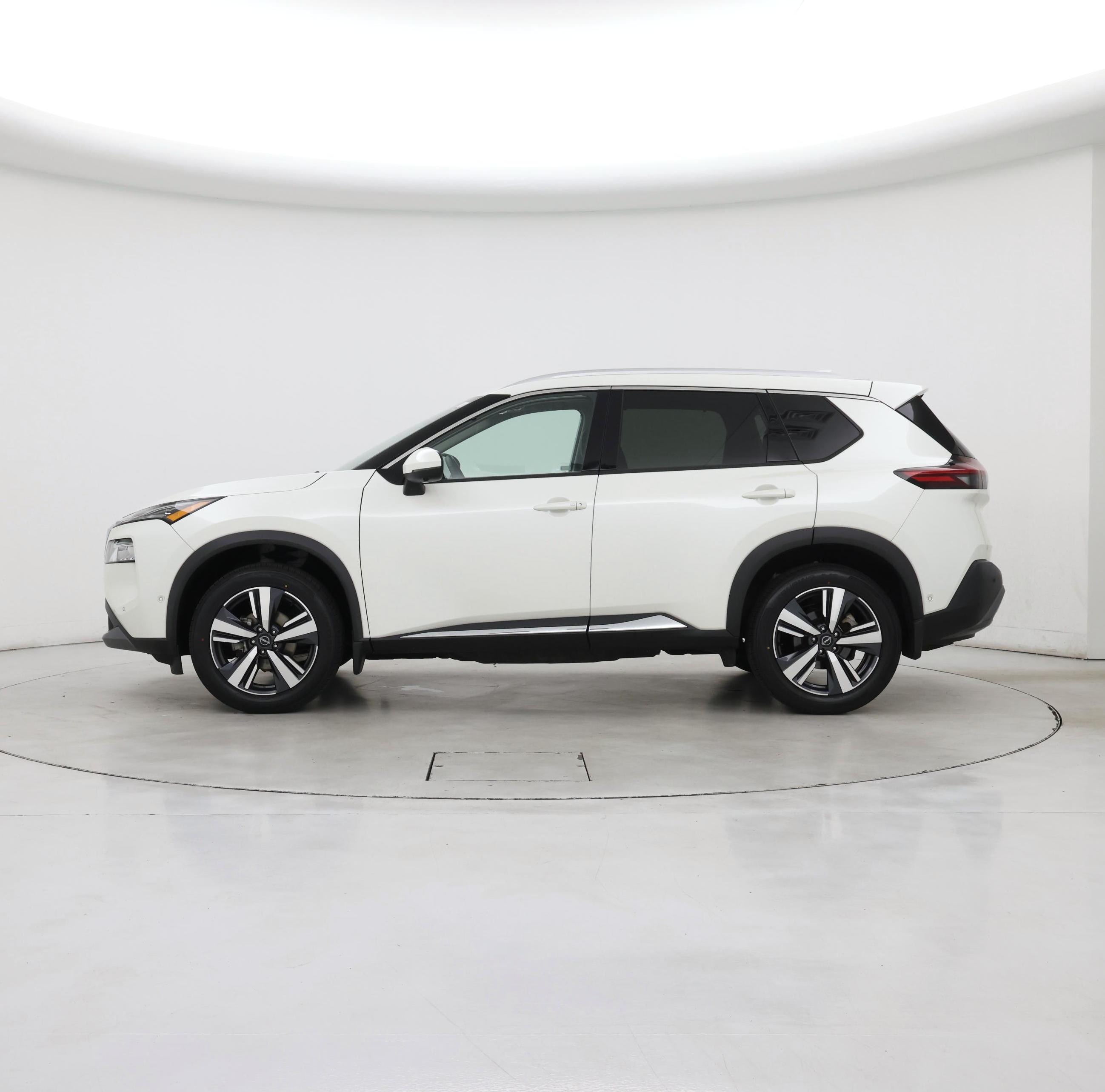 Thumbnail: 2023 Nissan Rogue - 3