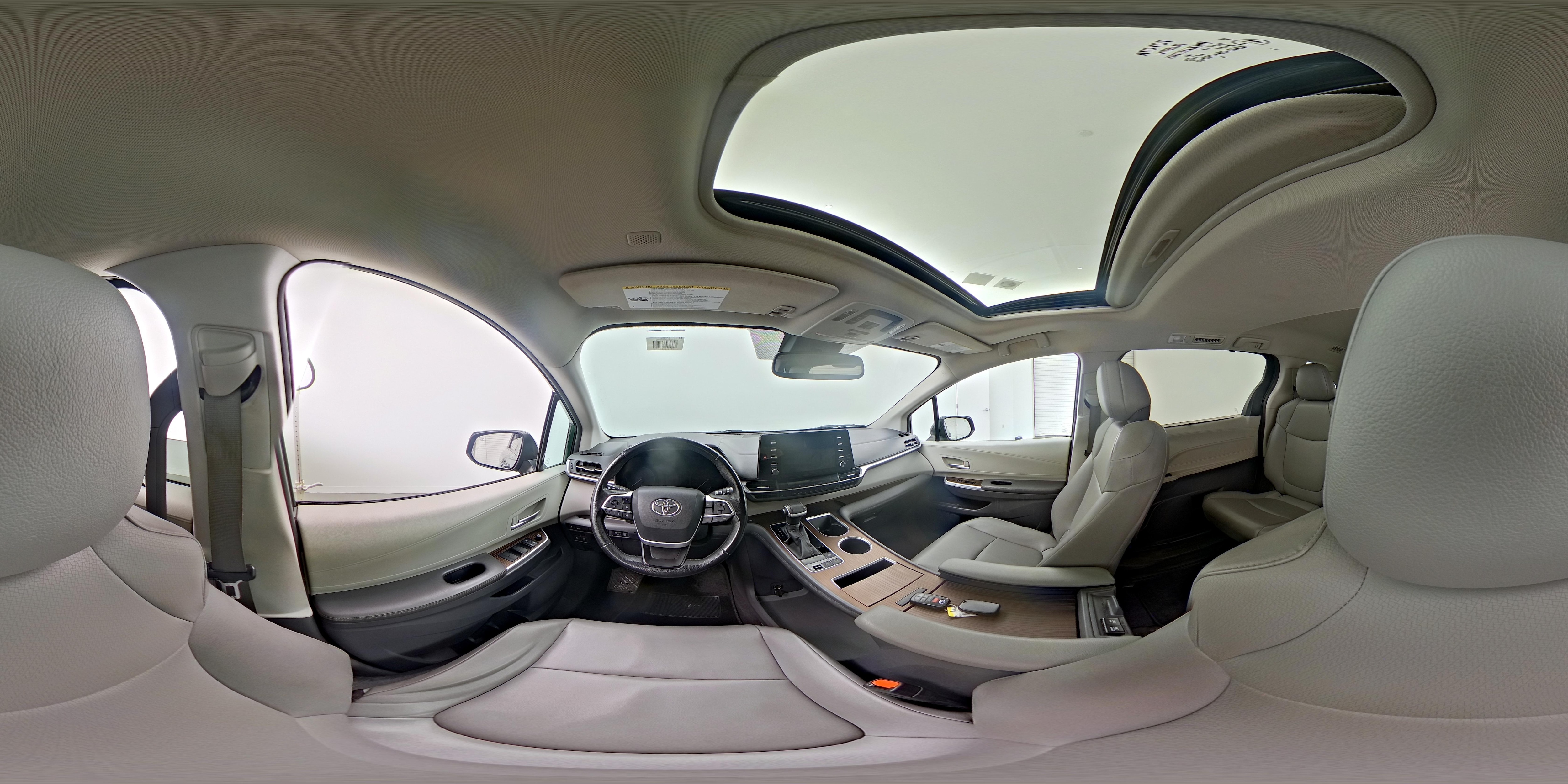 2022 Toyota Sienna XLE - Photo 29