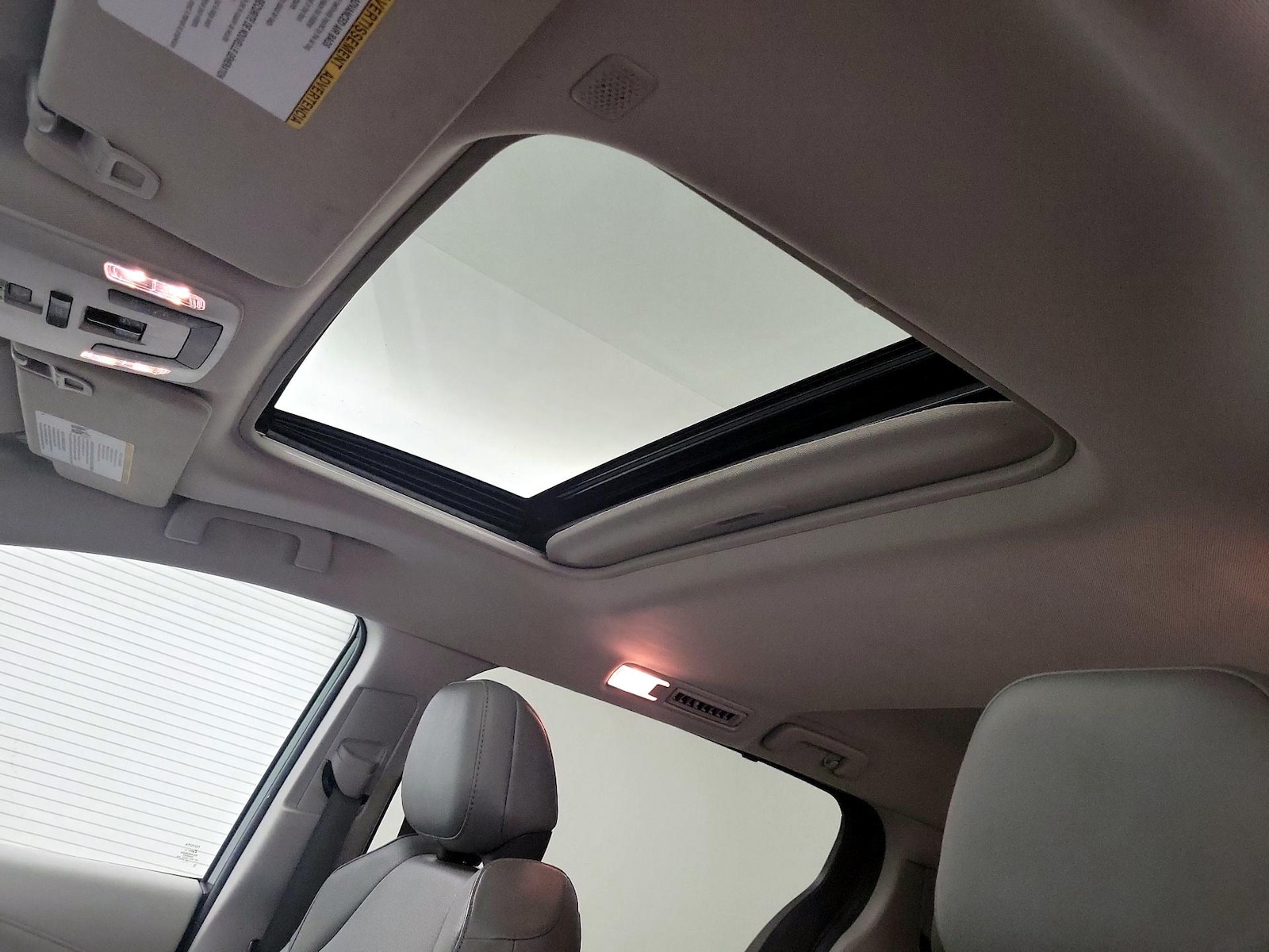2022 Toyota Sienna XLE - Photo 20