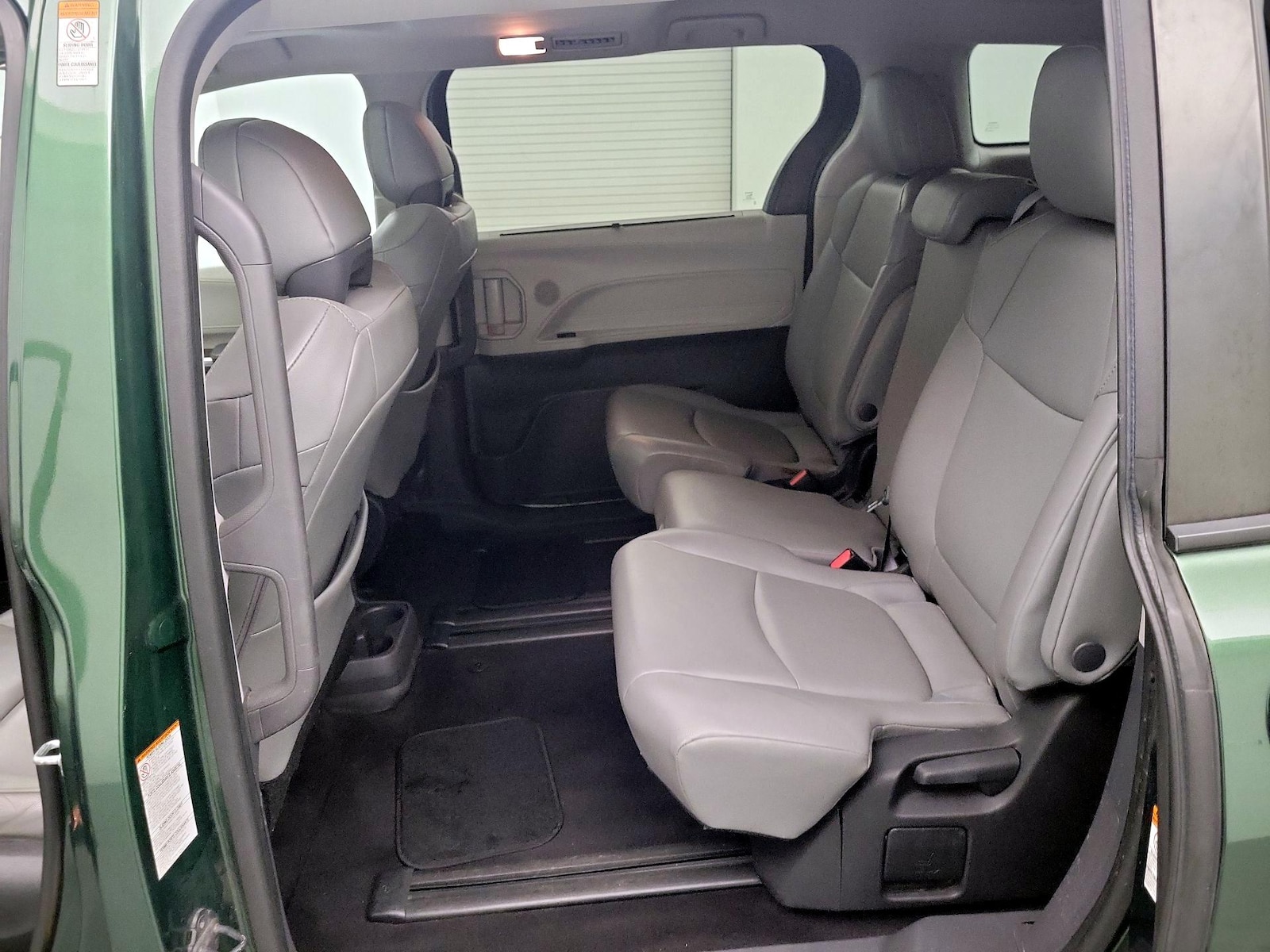2022 Toyota Sienna XLE - Photo 21
