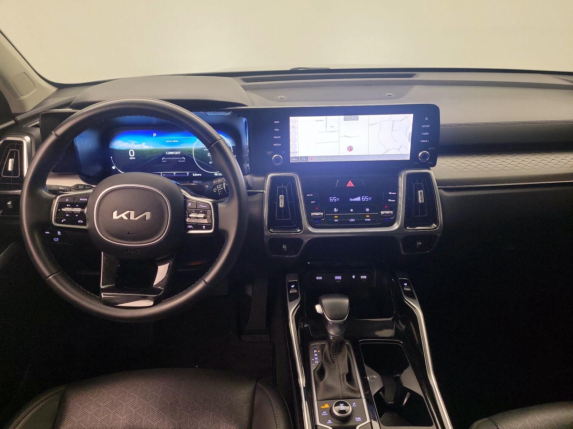 Thumbnail: 2023 Kia Sorento - 9
