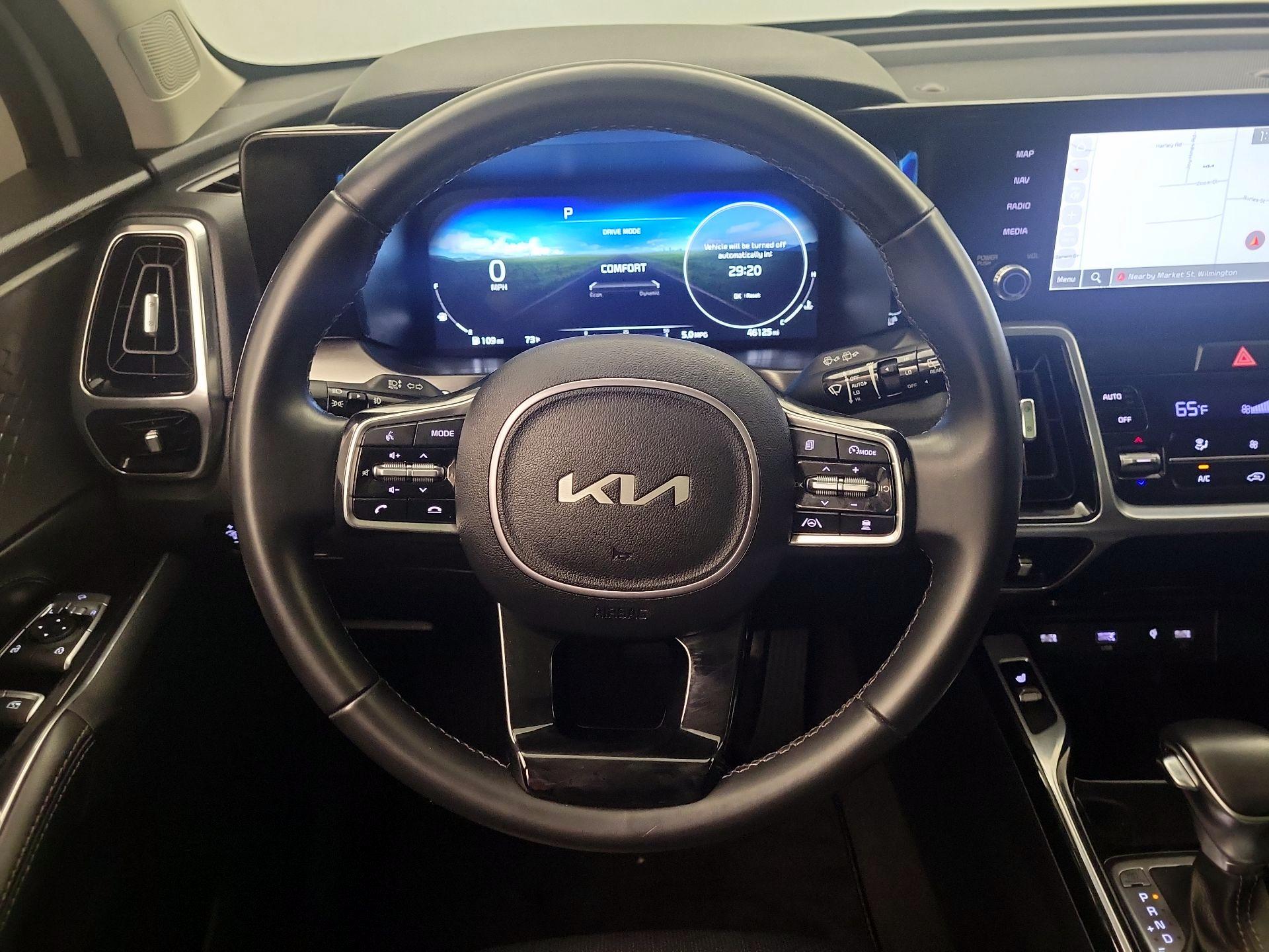 Thumbnail: 2023 Kia Sorento - 10